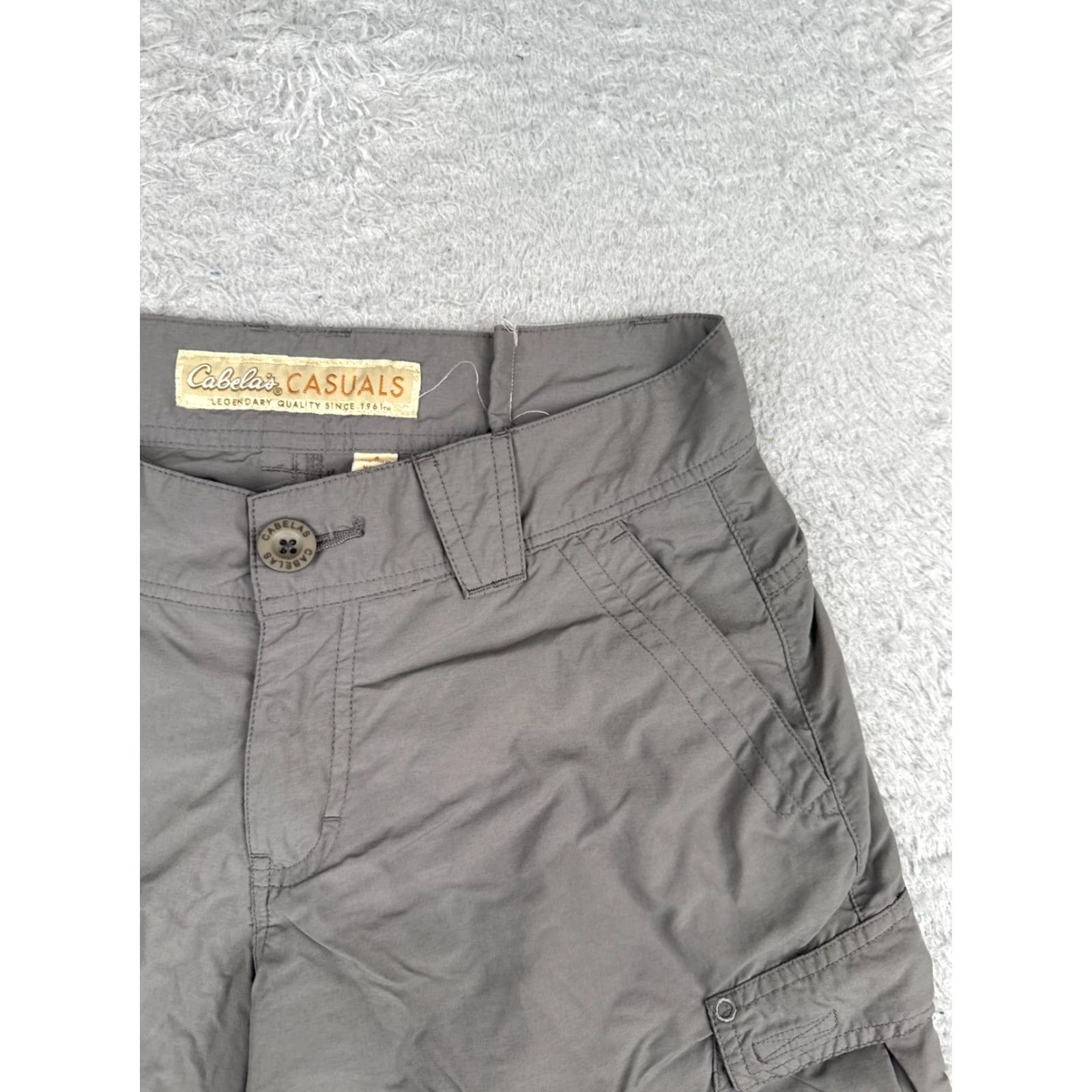 Vintage Cabela's Shorts Womens 4 Gray Cargo Nylon UPF 50+ Fishing Hiking Utility Pockets 9in Inseam Regular Summer 100% Nylon Gray Womens Size 27" / US 4 / IT 40 - 5 Thumbnail