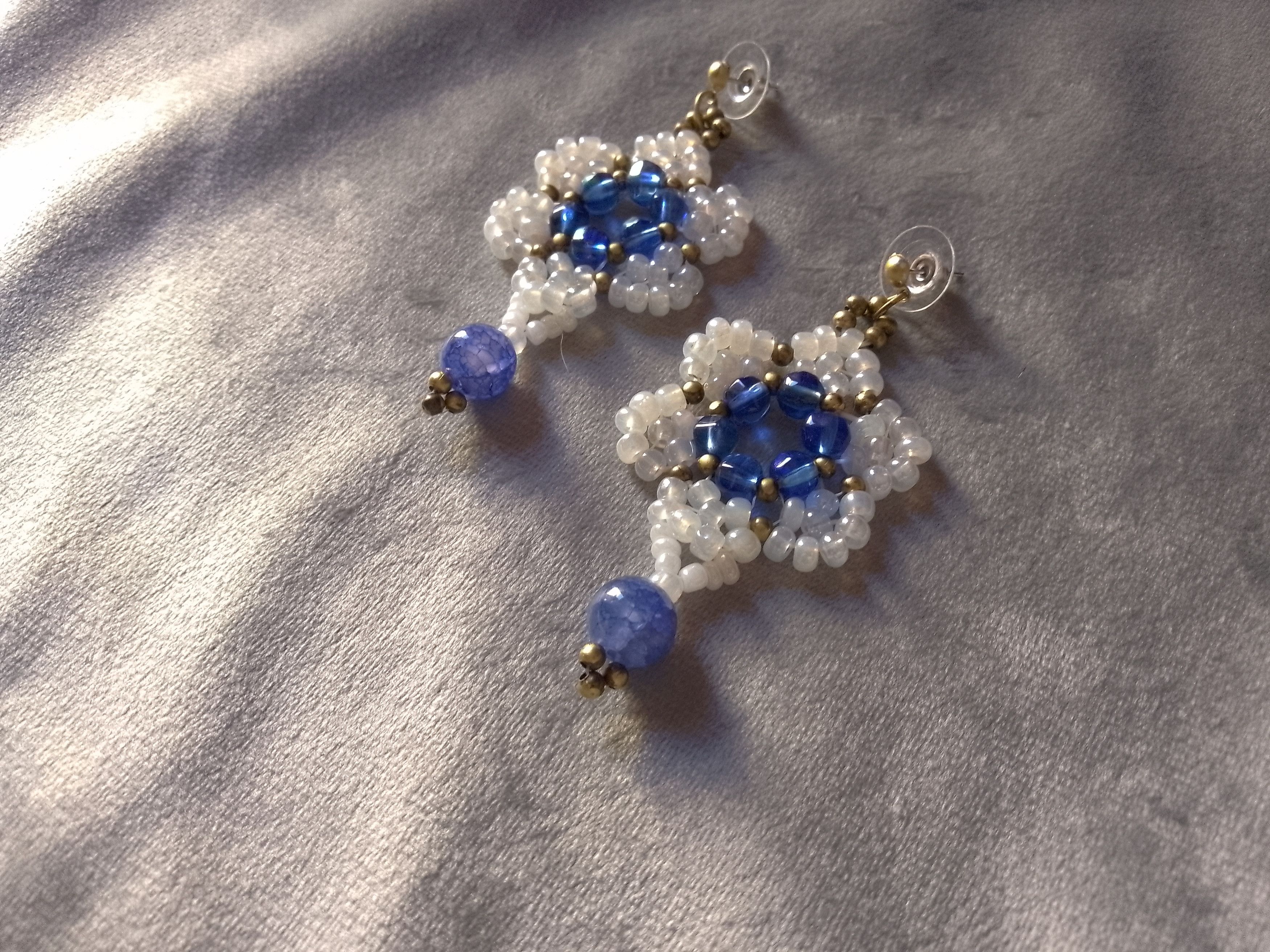 Handmade Earrings Flower Beaded White Blue Agate Gemstones Size ONE SIZE - 1 Thumbnail