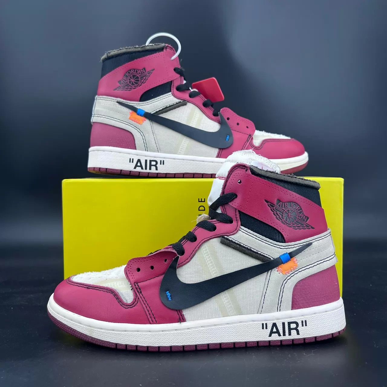 Off-White Off-White x AJ1 Chicago 42.5 Worn 2x CH2993 Size US 9.5 / EU 42-43 - 2 Thumbnail