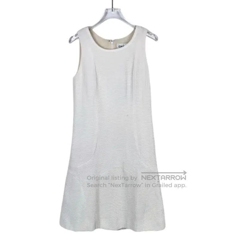 Chanel Chanel White Cotton Sleeveless Dress for Women . Size XS / US 0-2 / IT 36-38 - 1 Thumbnail