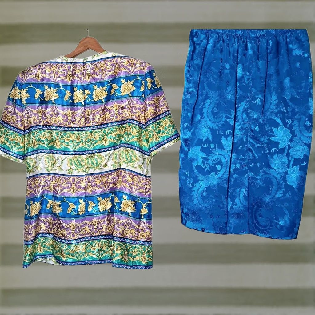 Vintage VINTAGE Lady Carol Of New York Skirt Shirt Set 10 Blue Gold Button Floral Shimm Size L / US 10 / IT 46 - 1 Thumbnail