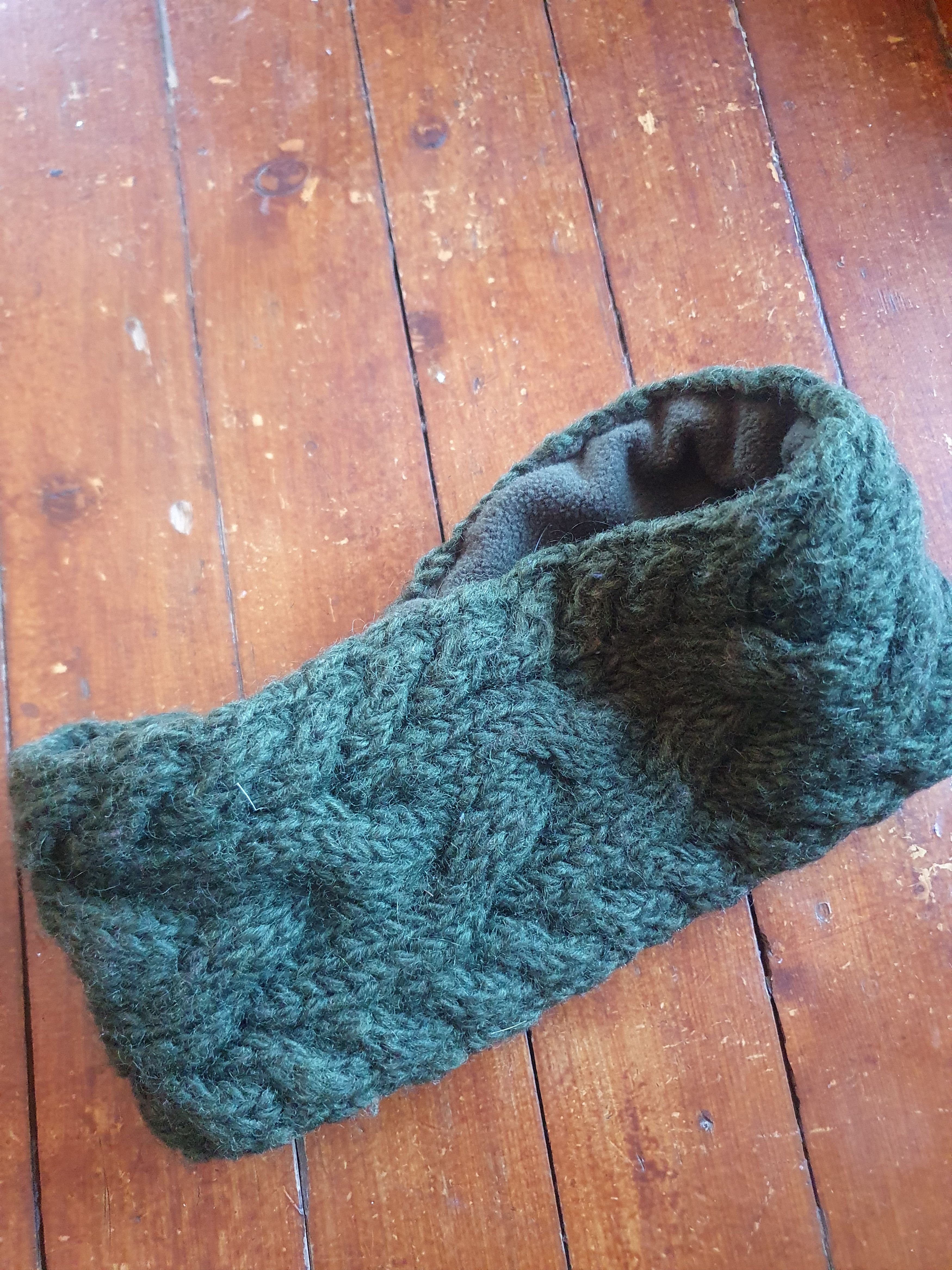 Aran Sweater Market Aran Sweater Market Fleece Lined Cable Headband with Button Size ONE SIZE - 5 Thumbnail