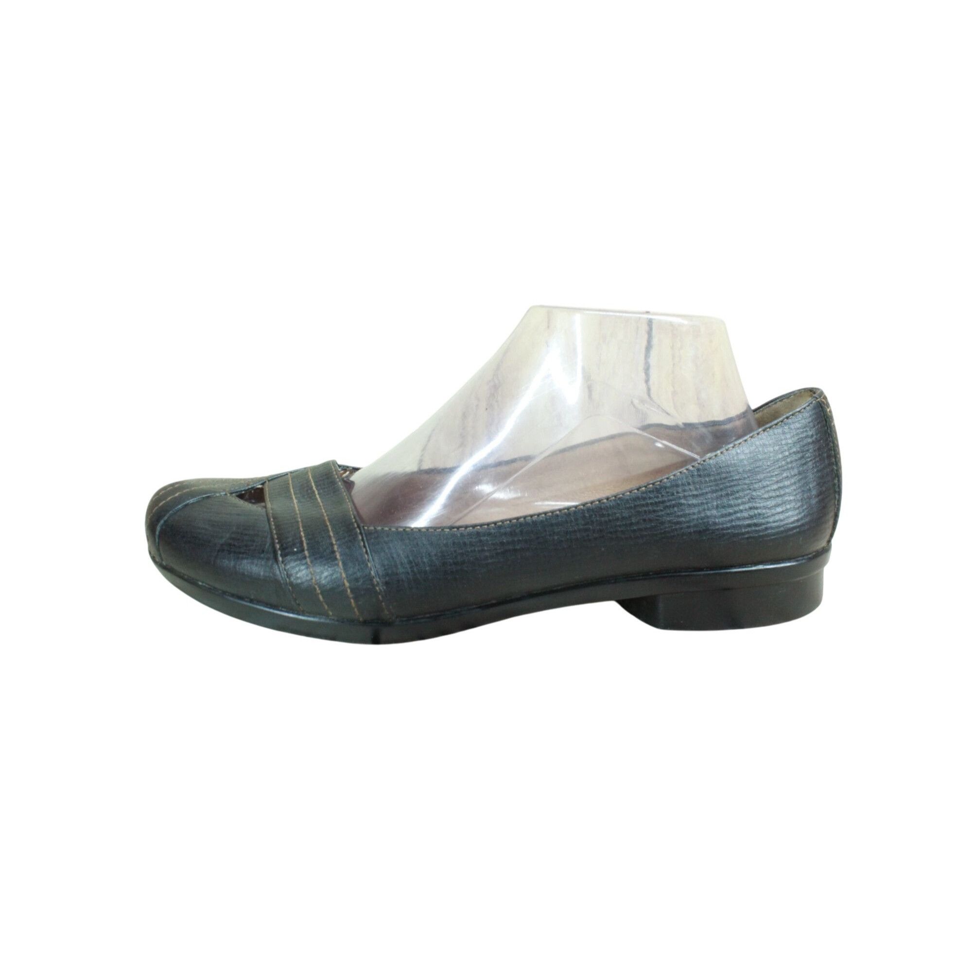 Clarks × Leather Clarks Artisan Black Ballet Flats – Size 9.5 Women’s Size US 9.5 / IT 39.5 - 1 Thumbnail