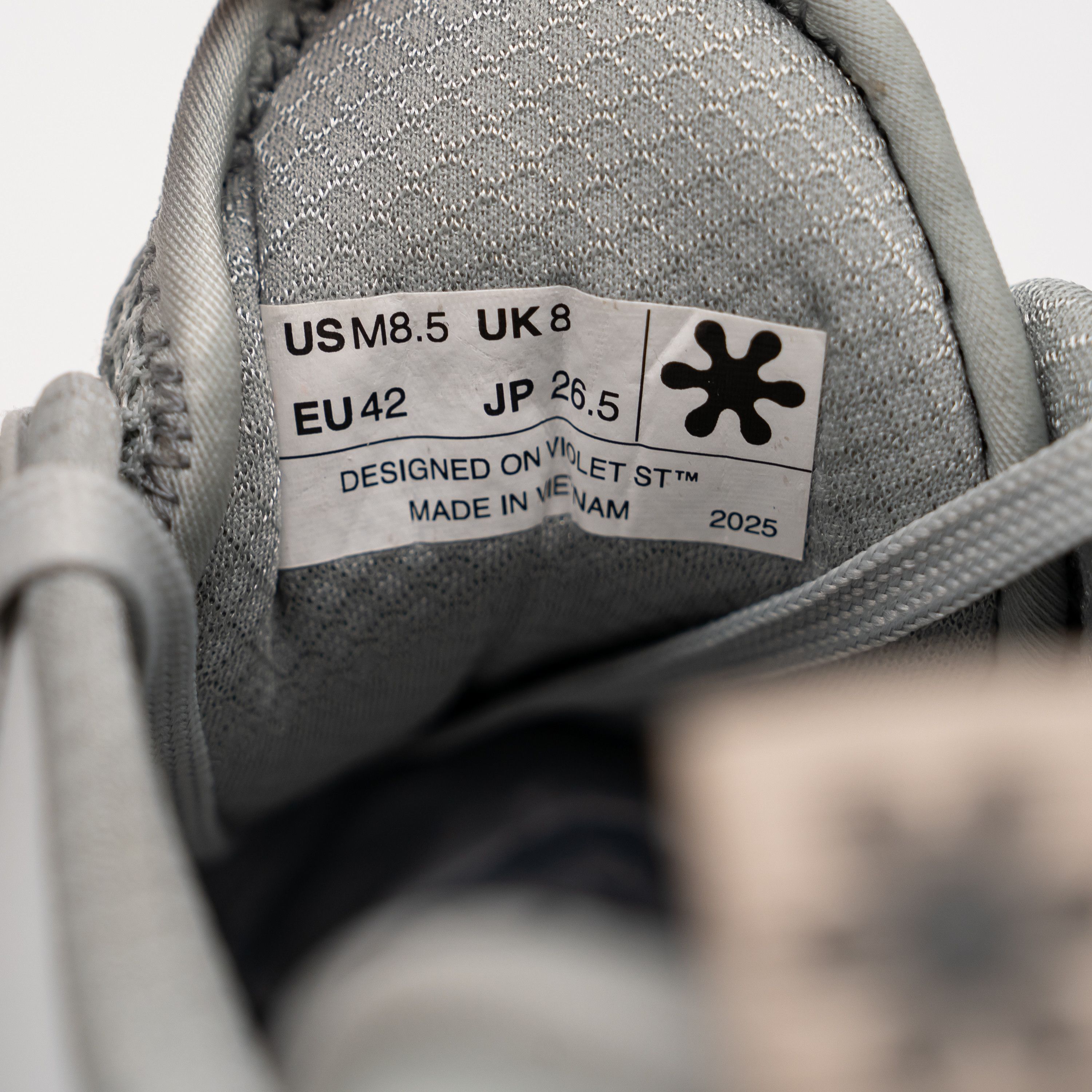 Salehe Bembury SPUNGE Rizzoli Osmosis Salehe Bembury Signature Signed Box Size US 8.5 / EU 41-42 - 14 Thumbnail