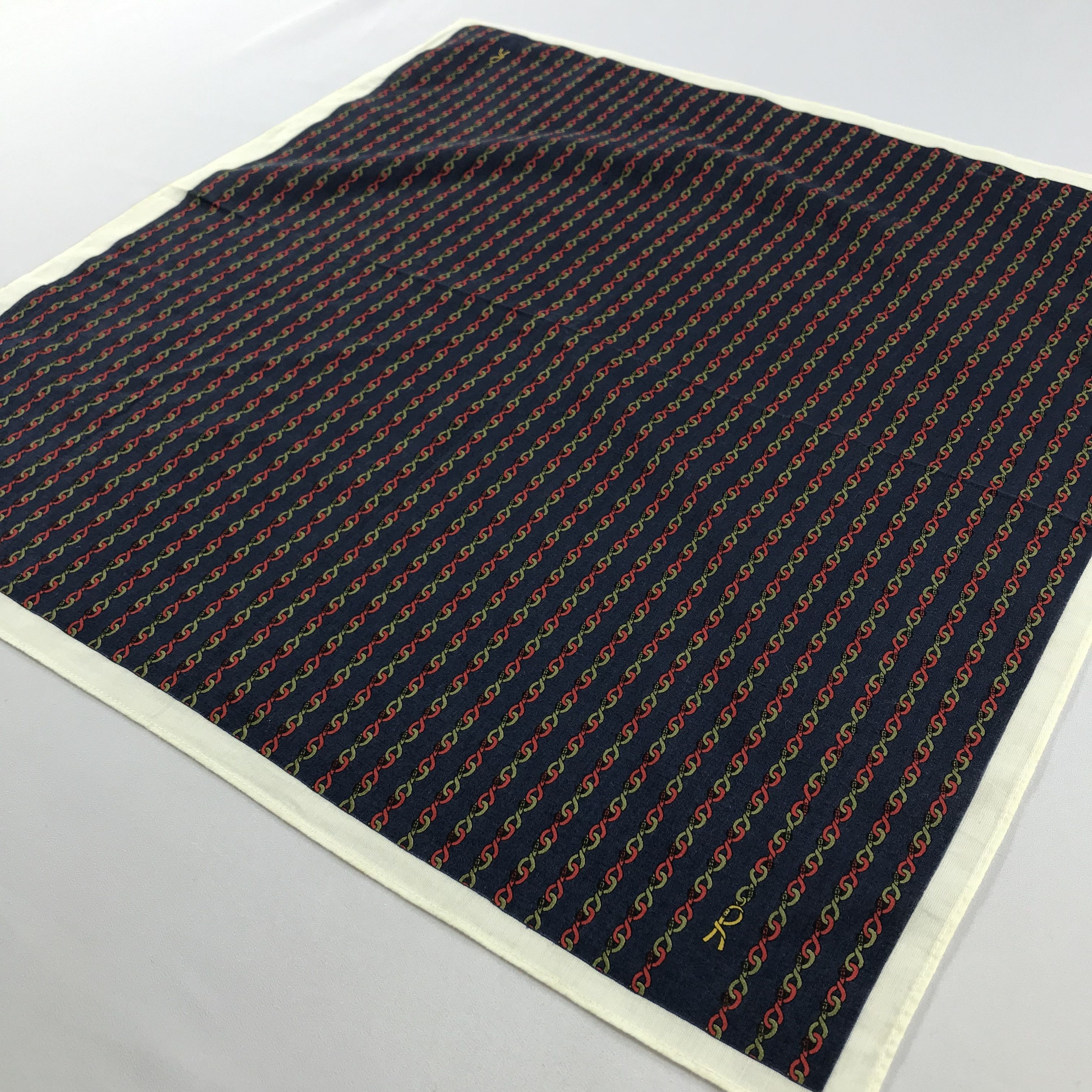 Roberta di Camerino × Vintage Roberta Di Camerino Bandana /Handkerchief/Neckerchief -S2336 Size ONE SIZE - 2 Thumbnail