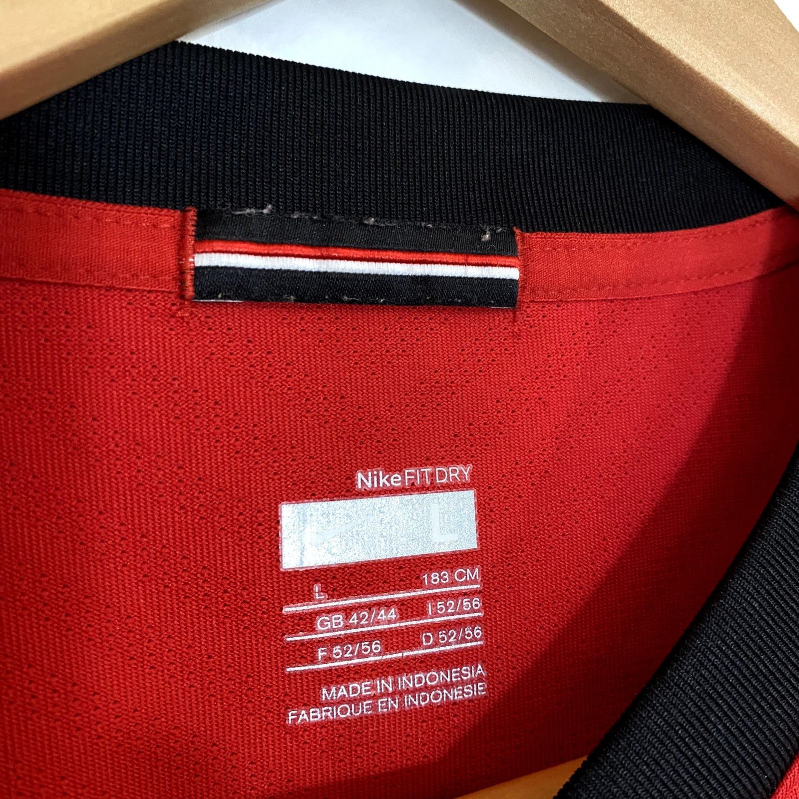 Nike Nike Manchester United 2009-10 Home Soccer Jersey Size US L / EU 52-54 / 3 - 5 Thumbnail