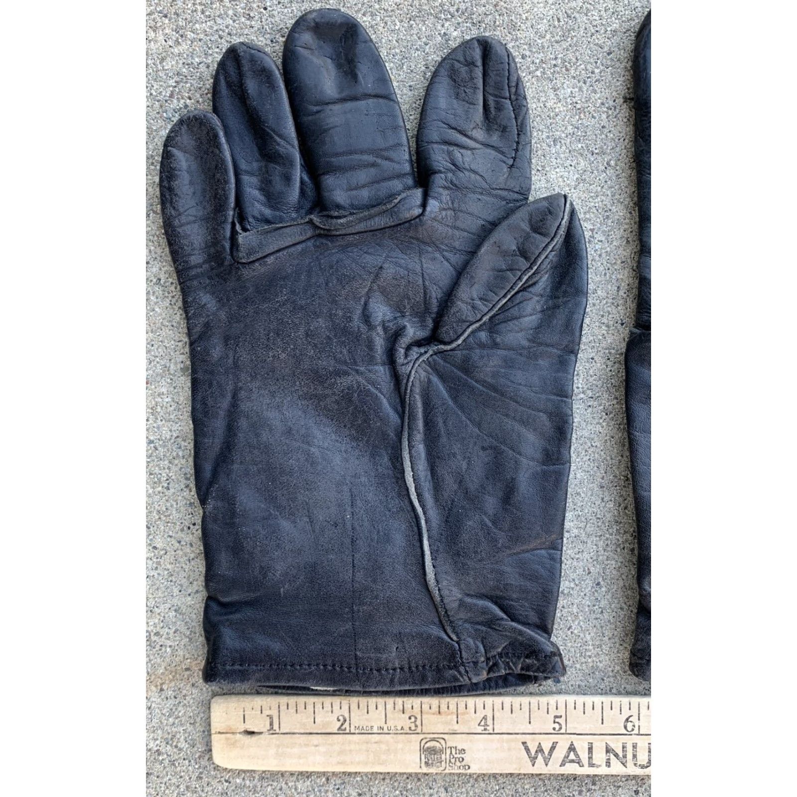 Vintage VINTAGE military glove shell cattlehide M 1949 black leather gloves shell Size 4 Size ONE SIZE - 5 Thumbnail