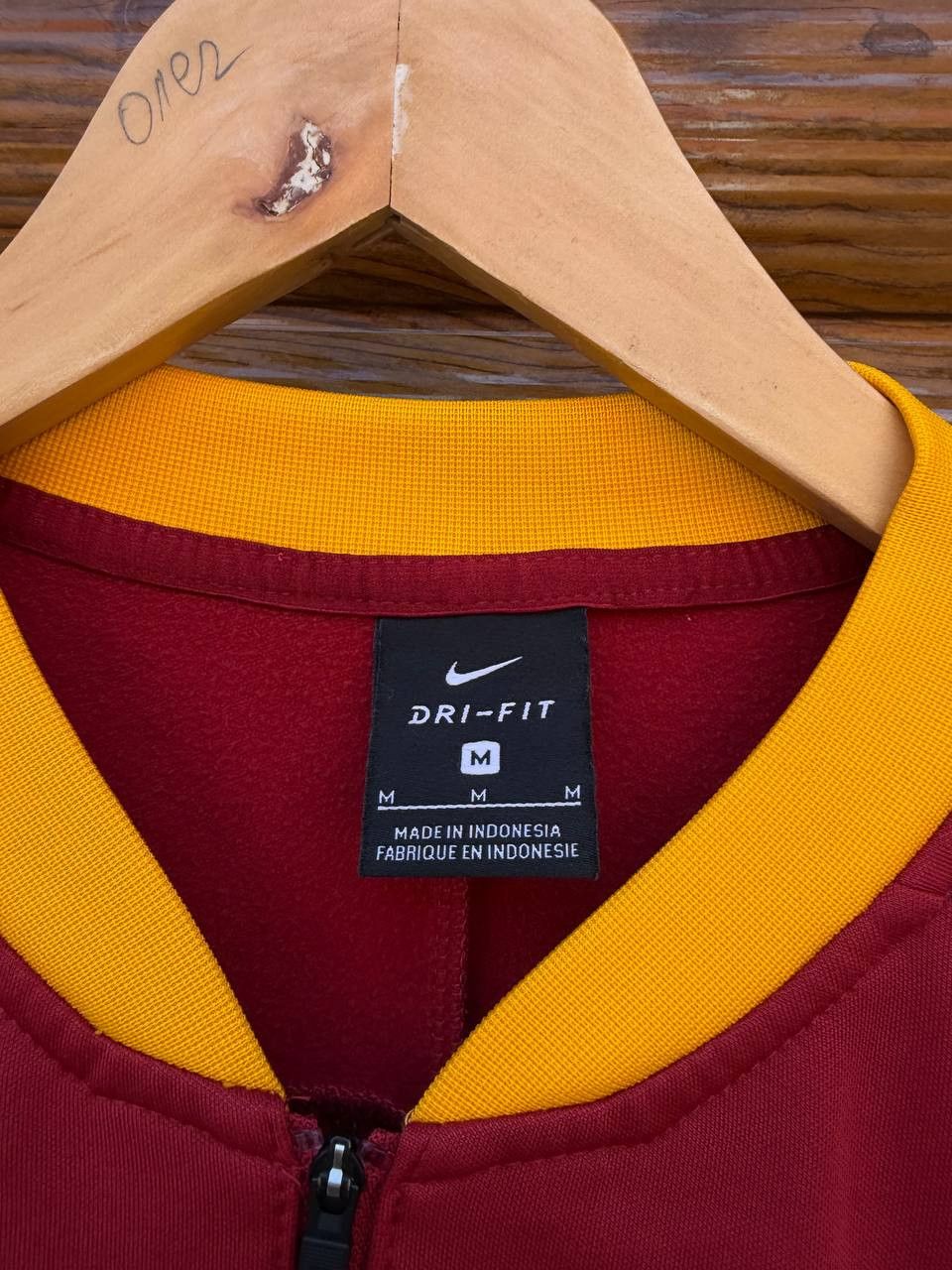 Nike AS Roma Nike Jacket Training Soccer Football size M Size US M / EU 48-50 / 2 - 5 Thumbnail