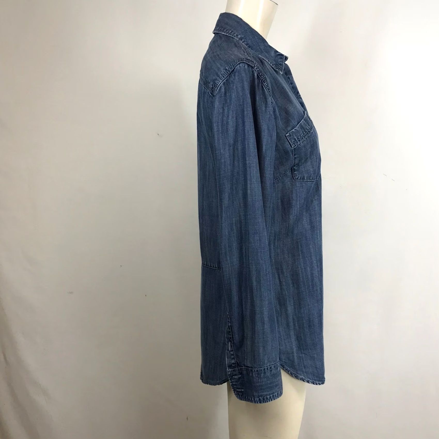Talbots TALBOTS Womens Blue Denim Chambray Long Sleeve Button Down Shirt Size S Size S / US 4 / IT 40 - 4 Thumbnail