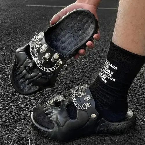Designer Skull Monster Slippers. Size US 12 / EU 45 - 4 Thumbnail
