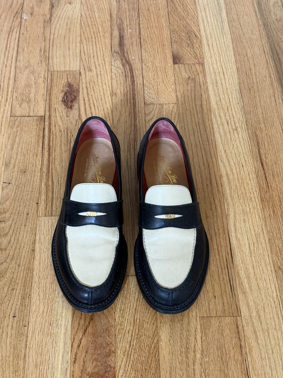 ALD Queen Crest Loafer