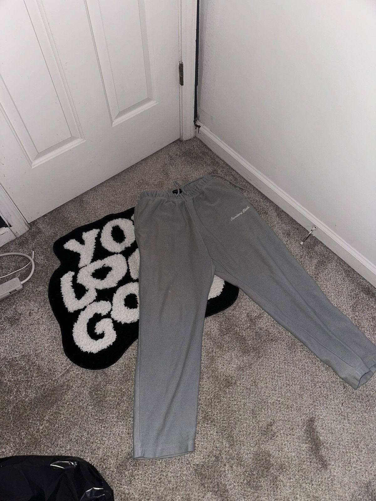 Urban Outfitters Grey joggers Size US 33 - 1 Thumbnail