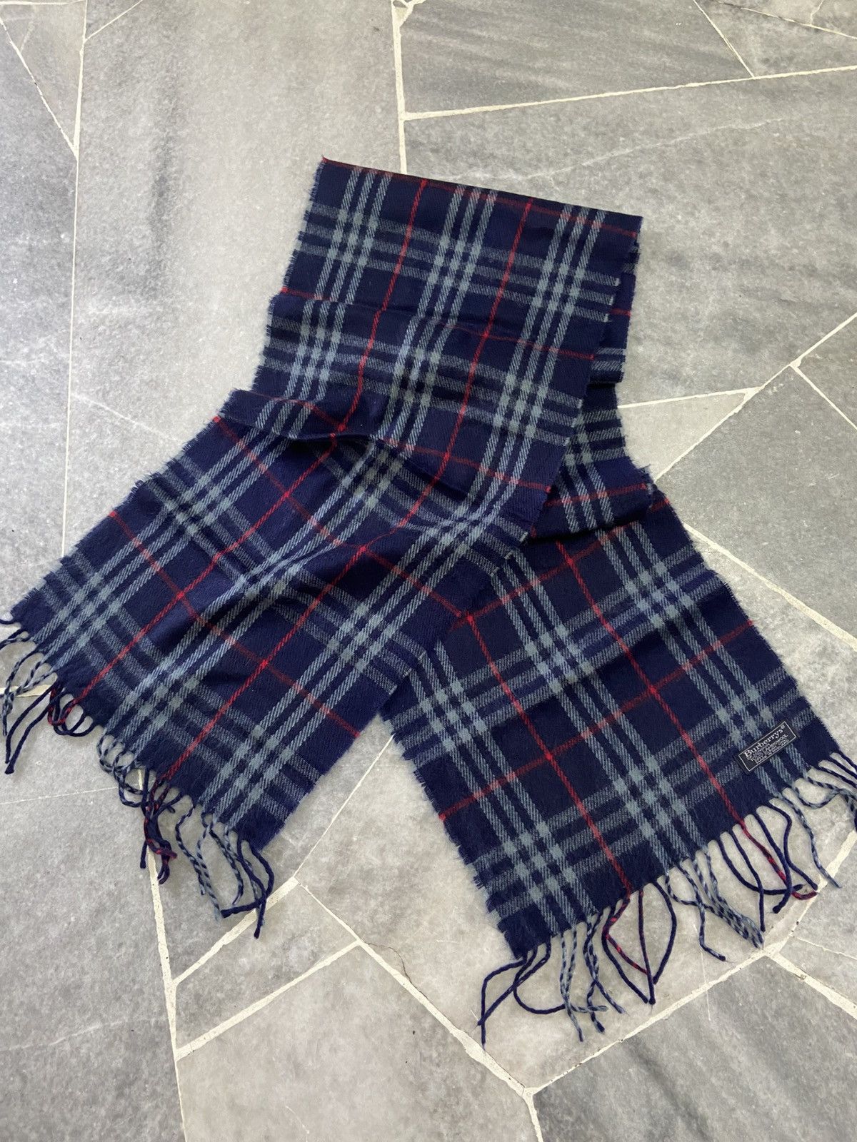 Burberry Burberry London Muffler Scarf Size ONE SIZE - 2 Thumbnail