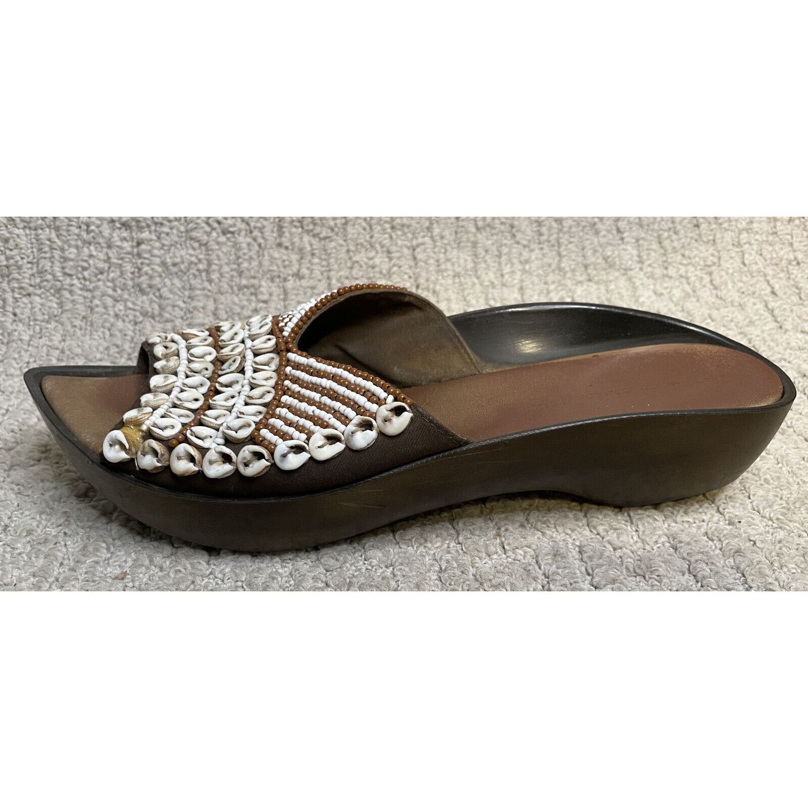 Robert Clergerie Robert Clergerie Brown White Shell Beaded Sandals Slides 9 Size US 9 / IT 39 - 5 Thumbnail