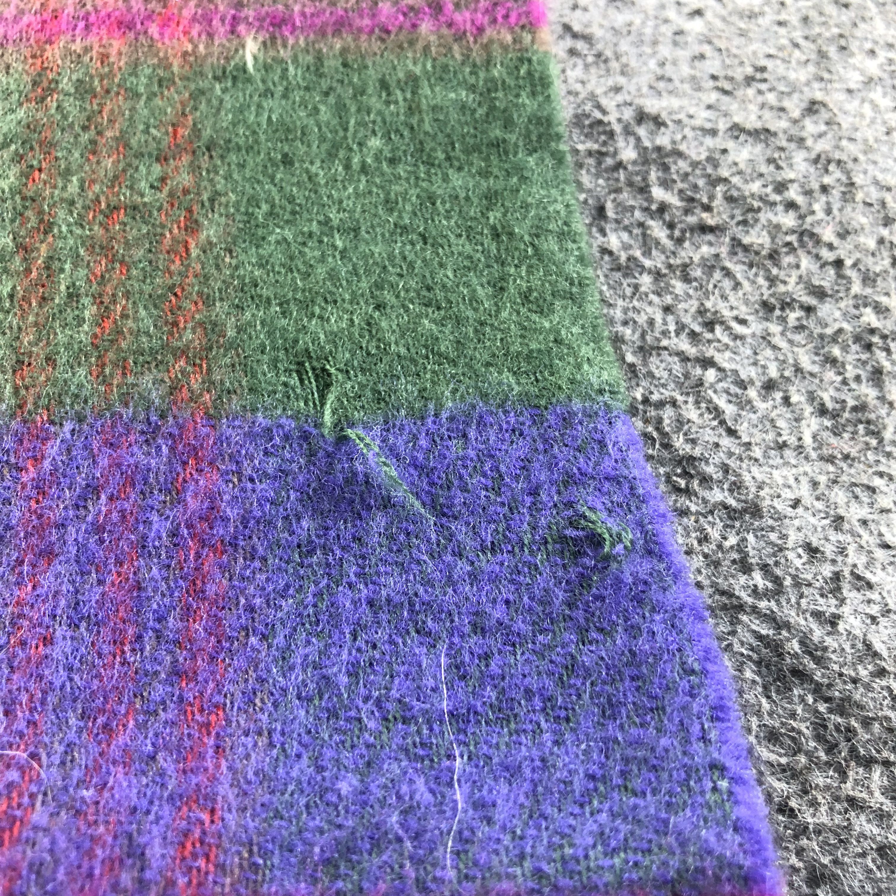 United Colors Of Benetton United Colors Of Benetton Wool Scarf Muffler V1987 Size ONE SIZE - 6 Thumbnail