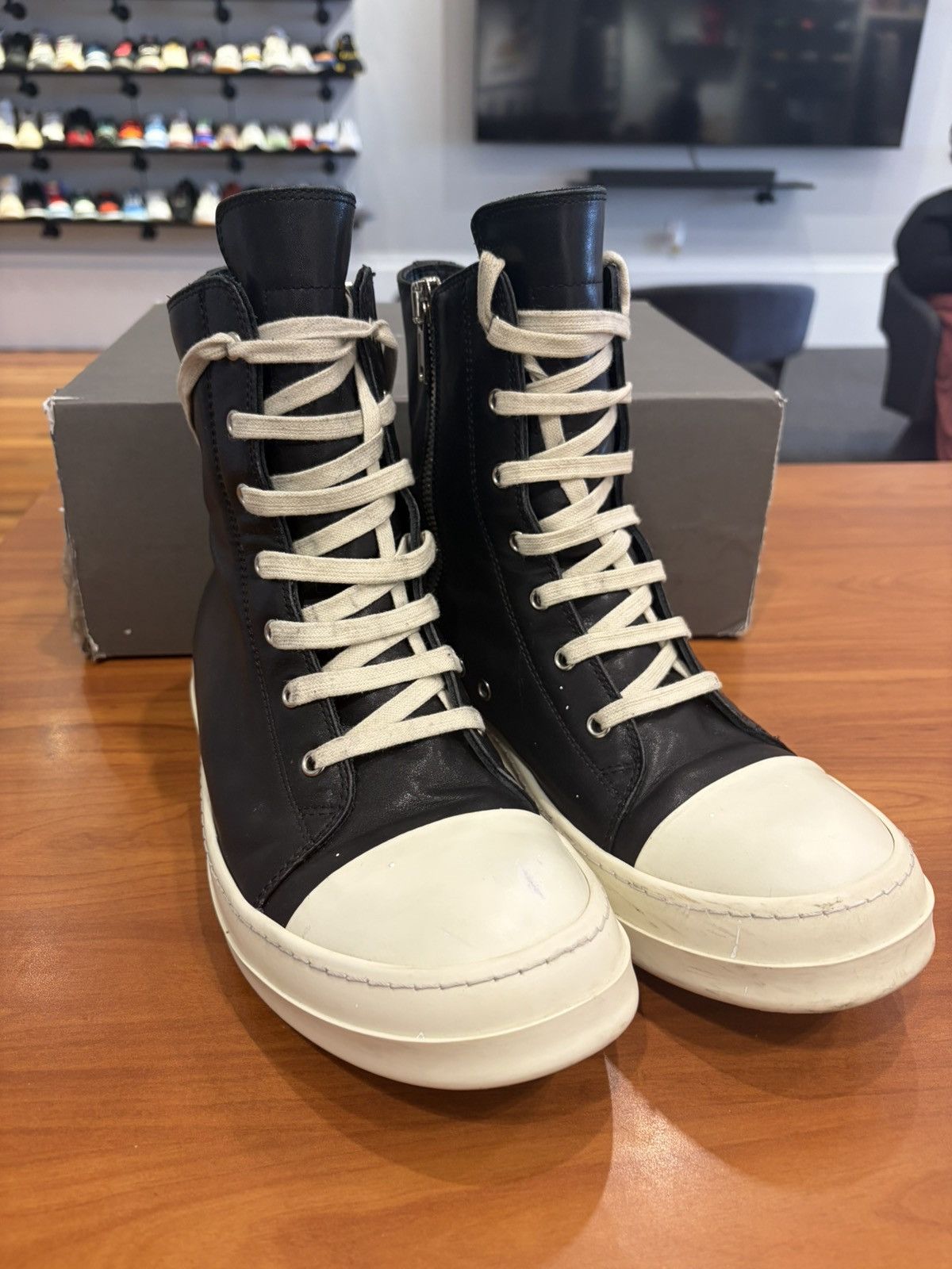 Rick Owens Rick Owens High "Black Milk" Size US 9 / EU 42 - 4 Thumbnail