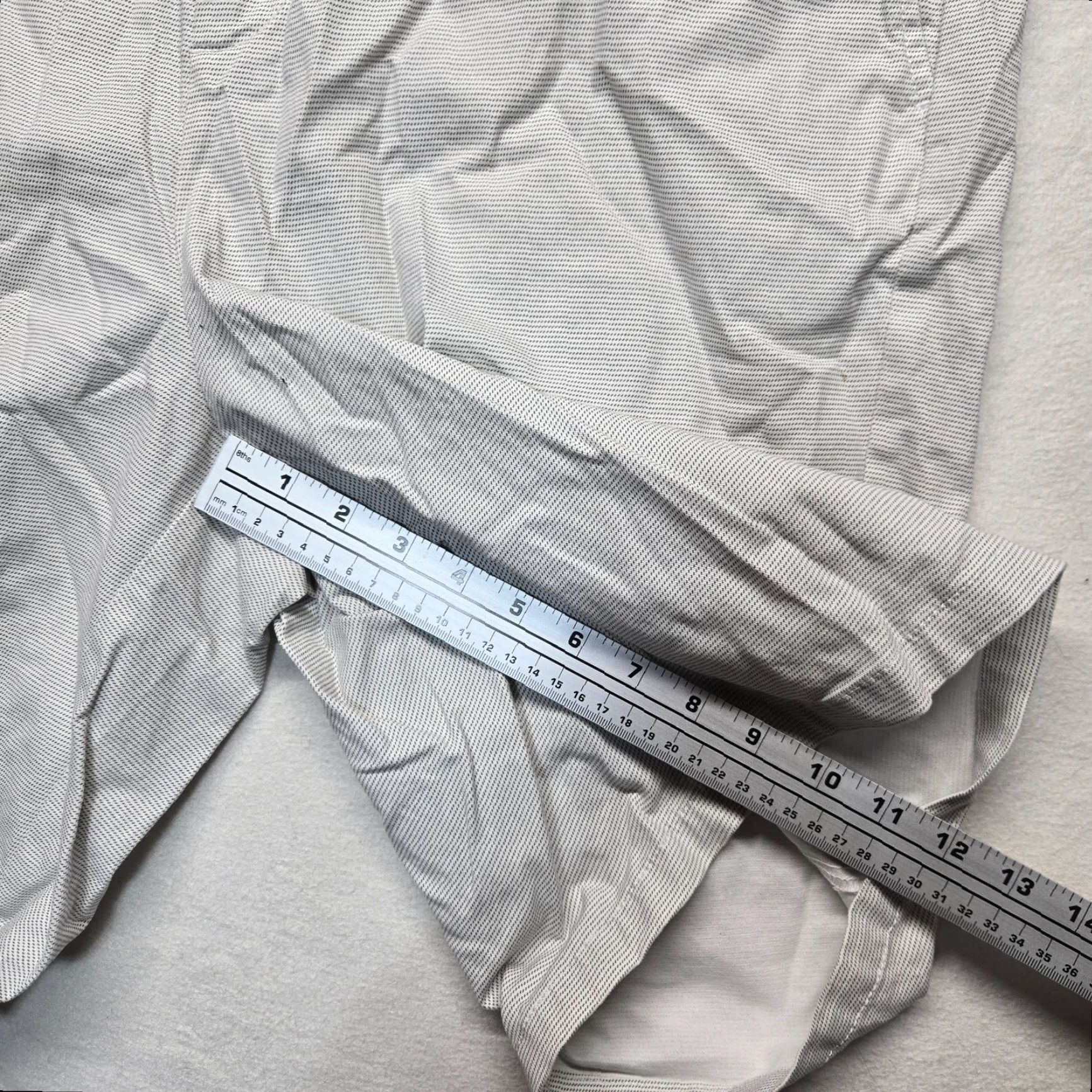 Old Navy VINTAGE Old Navy Men's Shorts Bermuda Casual Slim Fit 40 Ivory Cotton Nylon Spandex 2010s Size US 40 / EU 56 - 5 Thumbnail