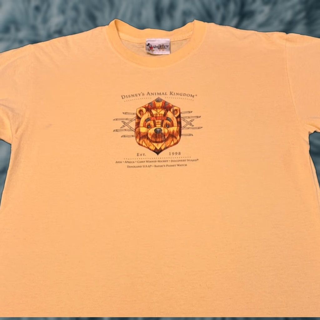 Disney VINTAGE Disney Winnie The Pooh Shirt Mens Size M Yellow 90s Cartoon USA VTG Size US M / EU 48-50 / 2 - 1 Thumbnail