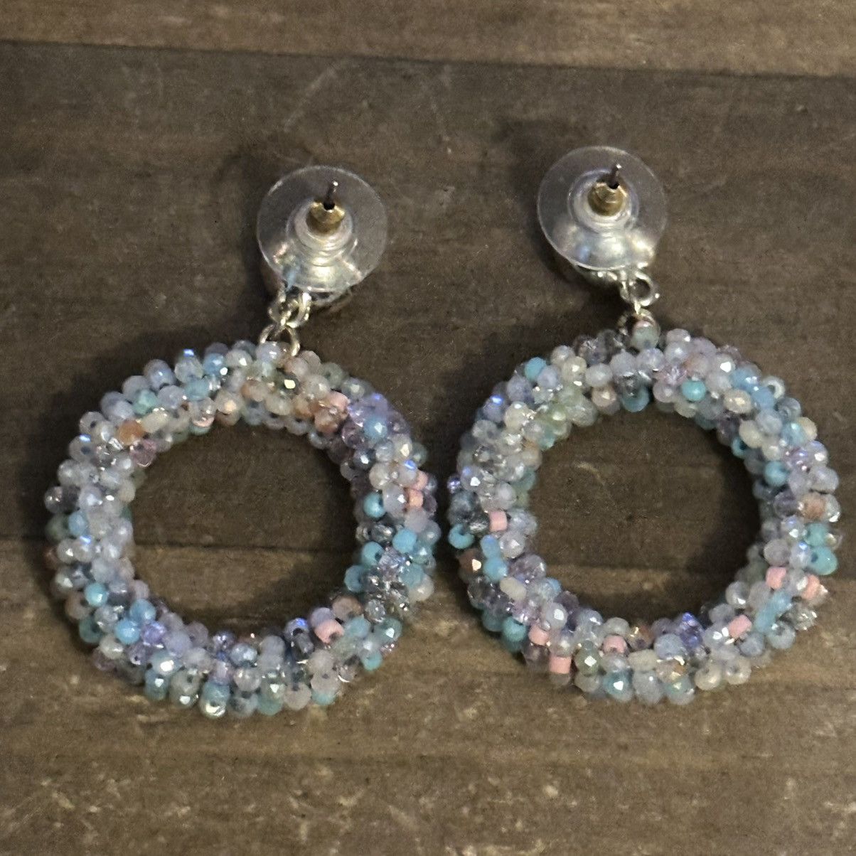 Other Seed bead wrapped dangle circle hoop earrings Size ONE SIZE - 4 Thumbnail