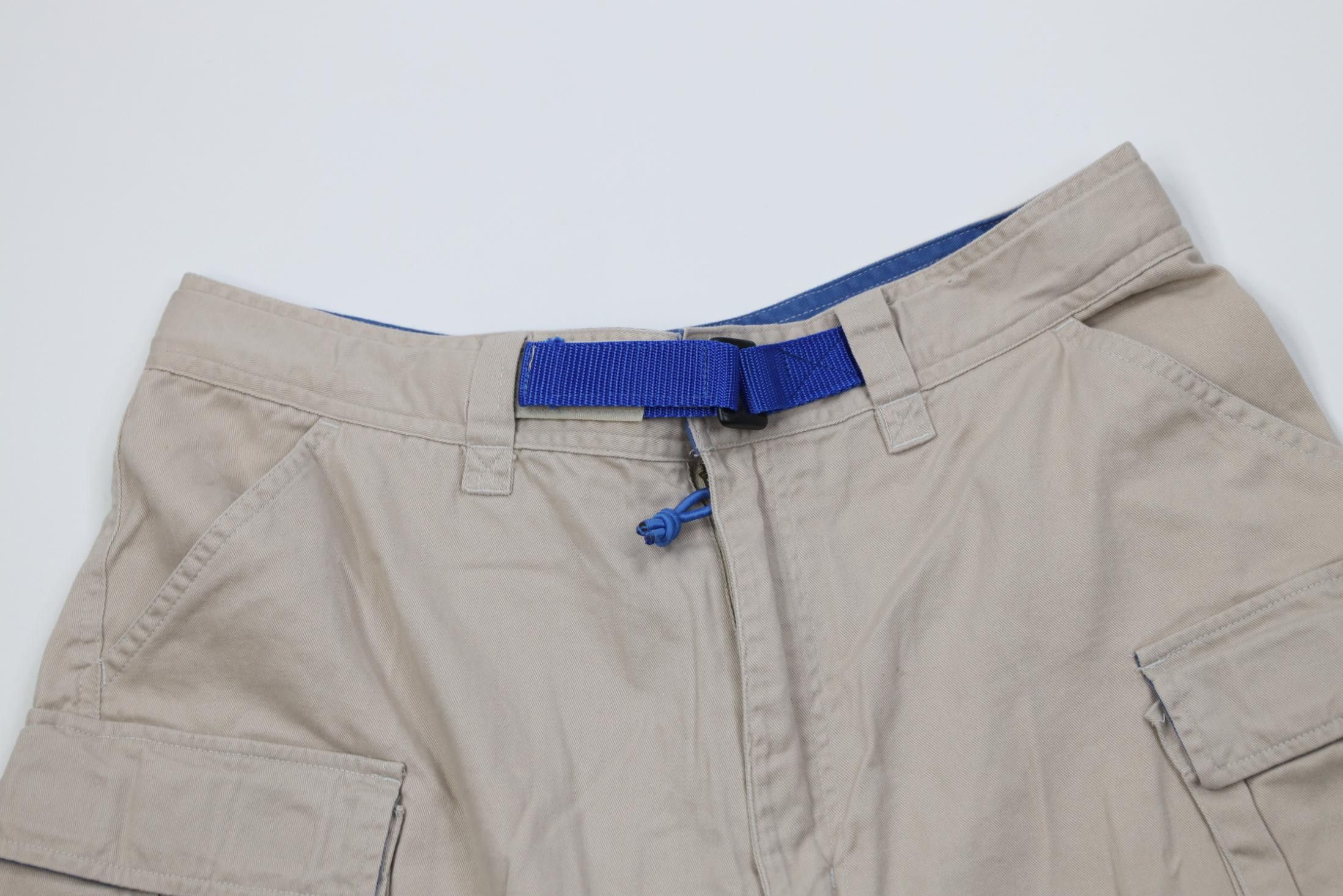 Vintage Vintage 90s Y2K Streetwear Belted Cargo Shorts Beige Cotton Size US 34 / EU 50 - 2 Thumbnail