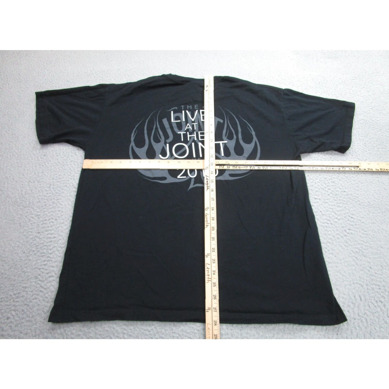 Vintage VINTAGE Santana T-Shirt Mens XL Black Graphic Print Concert Tour Supernatural Las Vegas 2010 Size US XL / EU 56 / 4 - 6 Thumbnail