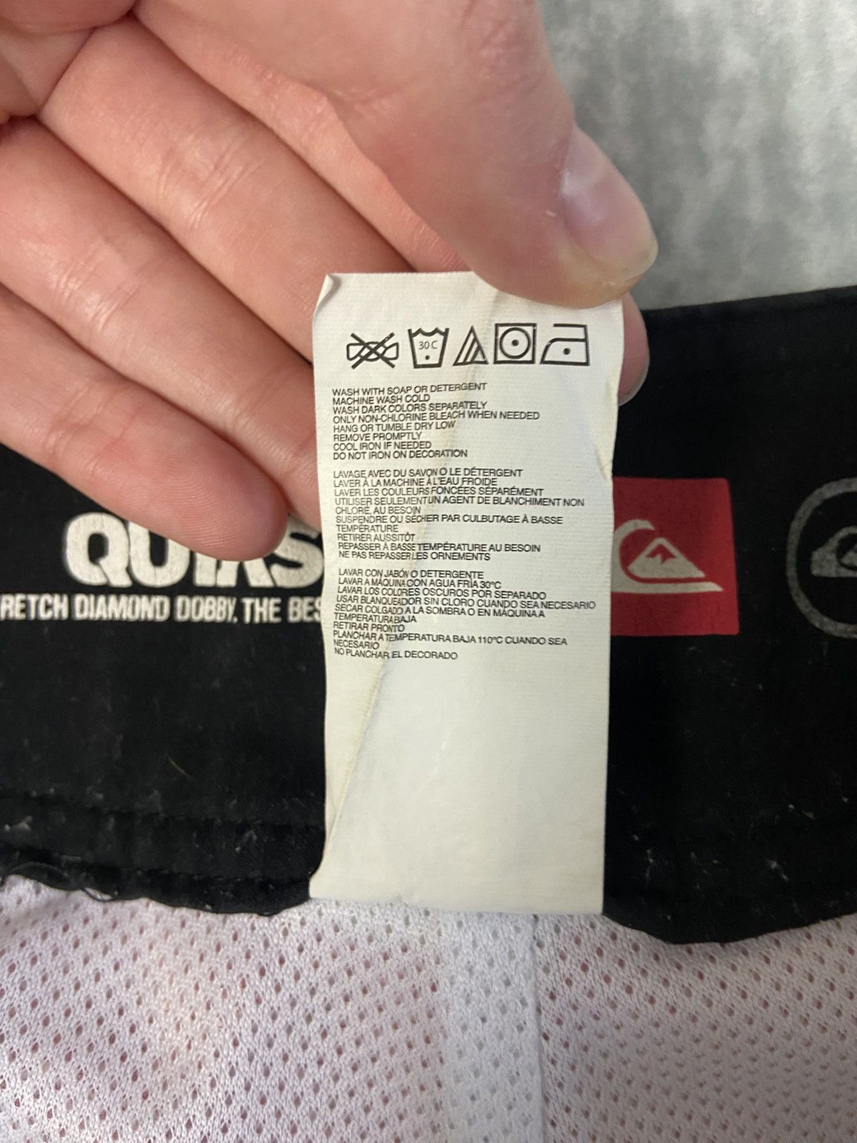 Quiksilver Retro Quiksilver Everyday Brigg Vee 20" Boardshorts Size US 29 - 9 Thumbnail