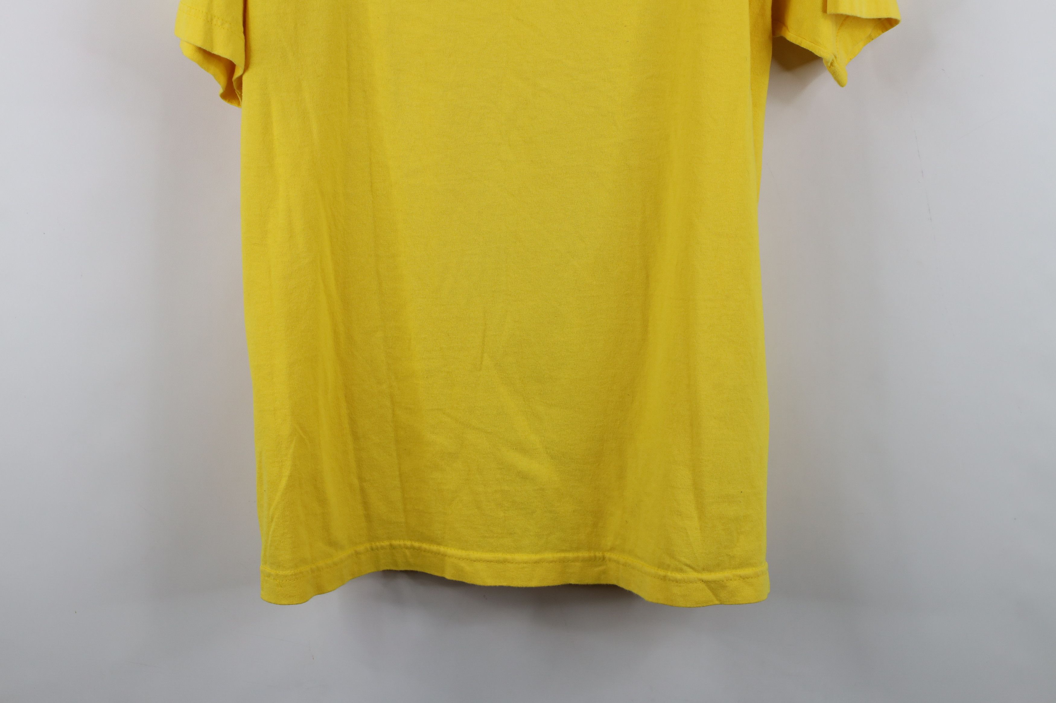 Nike Vintage Nike Scott Center Swoosh Las Vegas T-Shirt Yellow Size US L / EU 52-54 / 3 - 12 Thumbnail