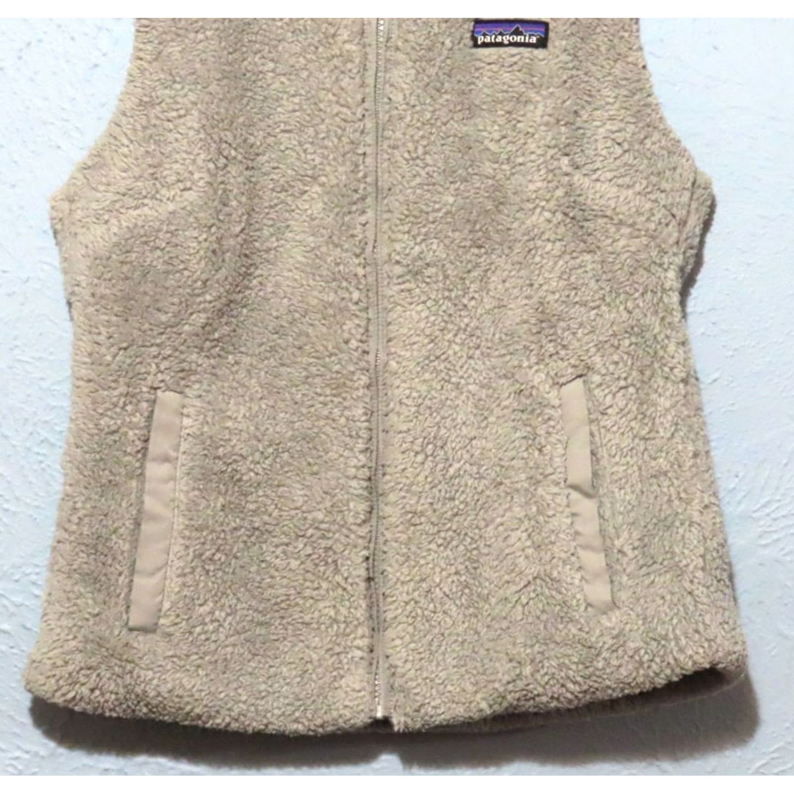 Patagonia Patagonia Vest Women S Gray Sherpa Fleece Full Zip Outdoor Mid-Length Sleeveless Casual Winter Fall Spring Durable Regular Size S / US 4 / IT 40 - 2 Thumbnail