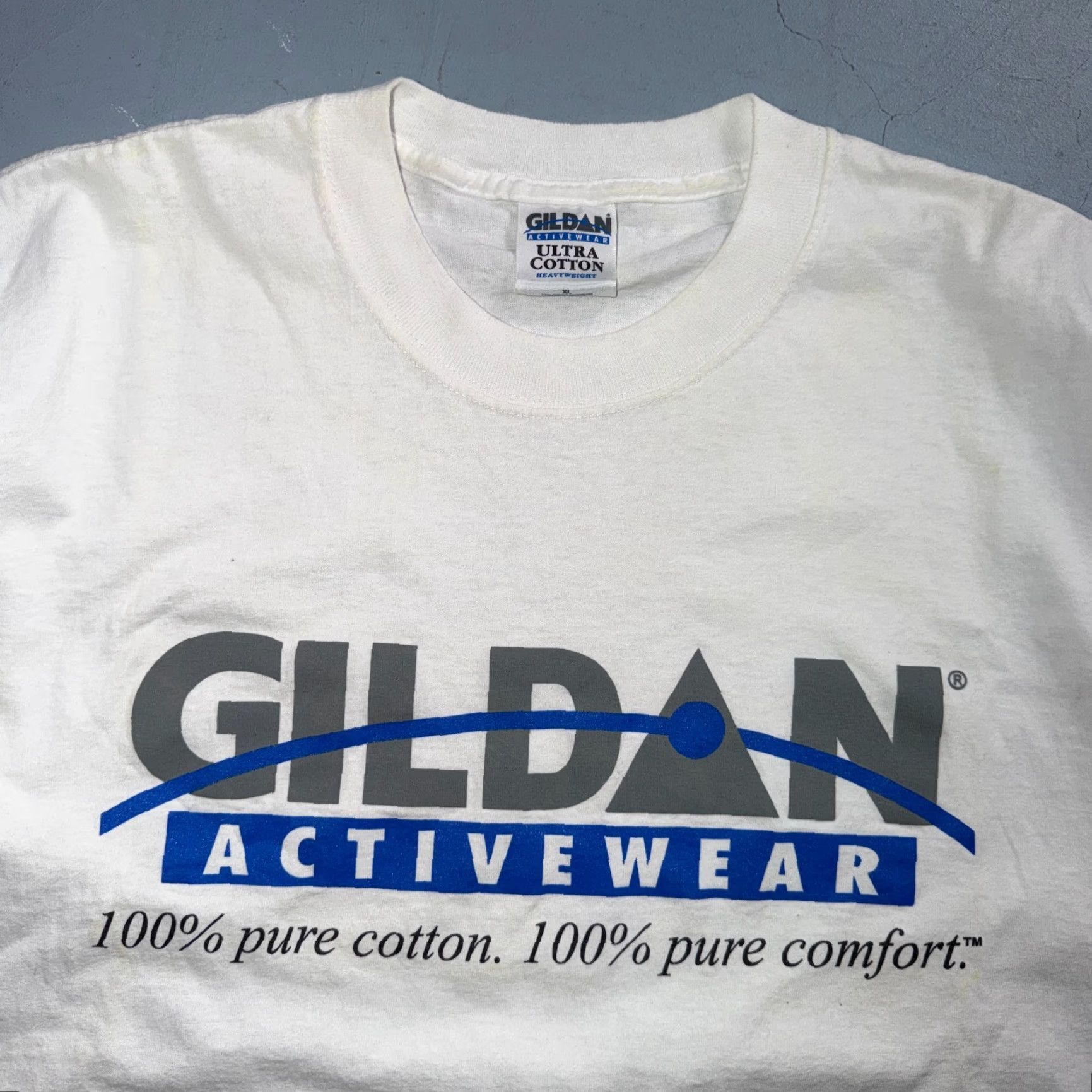 Gildan VINTAGE Gildan T-Shirt White XL Mens Logo Graphic 2000s 90s Music 70s 80s VTG Shirt Size US XL / EU 56 / 4 - 2 Thumbnail