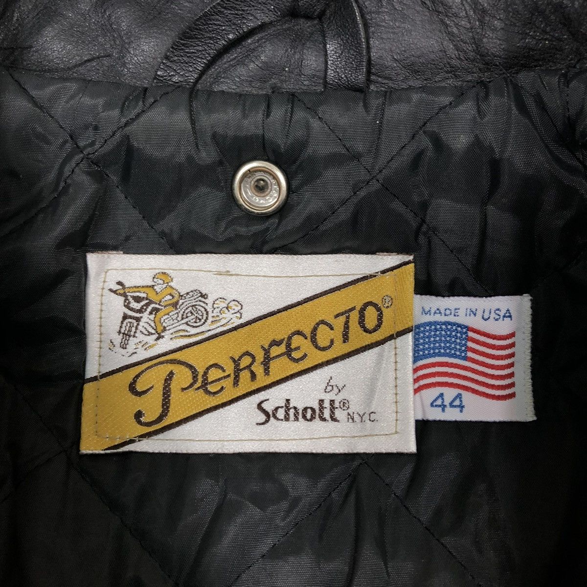 Schott ☄️VINTAGE SCHOTT PERFECTO DOUBLE BREAST BIKER JACKET Size US M / EU 48-50 / 2 - 13 Thumbnail