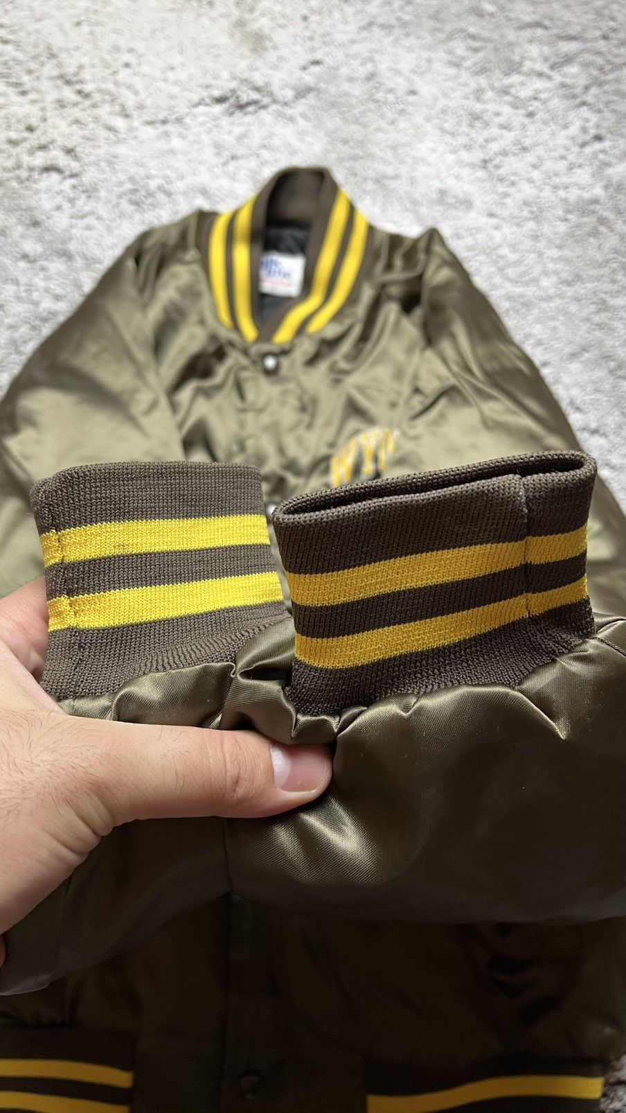 Chalk Line VTG 80-90’s Wyoming Cowboys NCAA Chalk Line bomber jacket Size US M / EU 48-50 / 2 - 5 Thumbnail