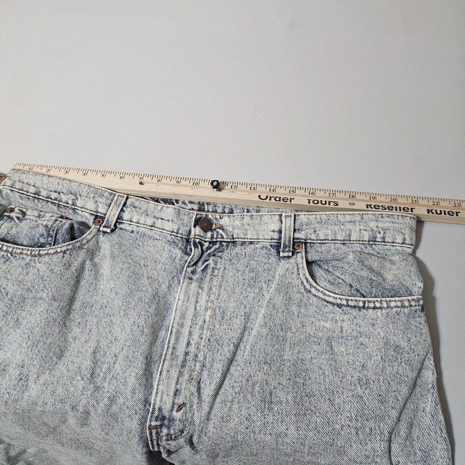 Levi's NWT Levi’s 550 Relaxed VTG '81 Men's Jeans 40x32 STONE WASH Size US 40 / EU 56 - 5 Thumbnail