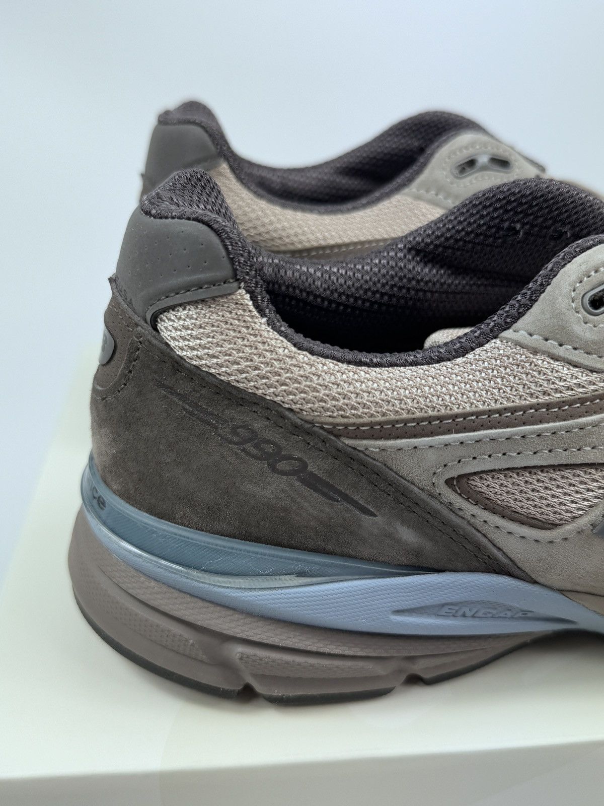 Auralee × New Balance NEW BALANCE X AURALEE 990v4 SNEAKERS Size US 10.5 / EU 43-44 - 4 Thumbnail