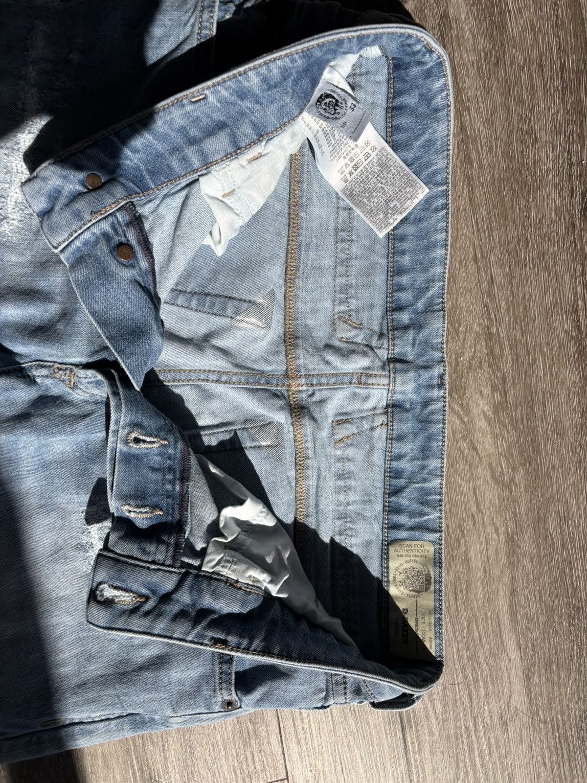 Designer × Diesel Blue Diesel Distressed Tapered Jeans Size US 33 - 8 Thumbnail