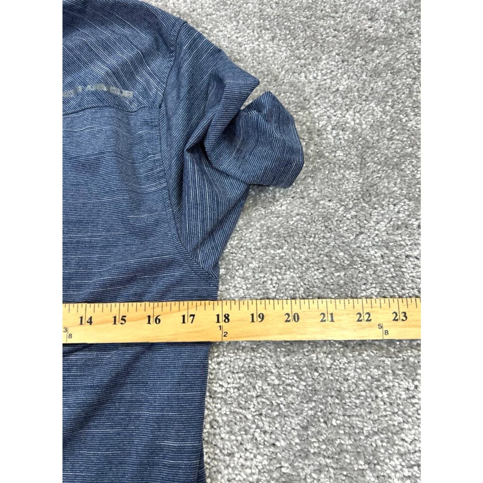 Under Armour Under Armour Polo Shirt Mens Small Blue HeatGear Golf Shirt Mens S Blue Polo Under Armour HeatGear Golf Mens Short Sleeve Breathable Polo Shirt Size US S / EU 44-46 / 1 - 7 Thumbnail