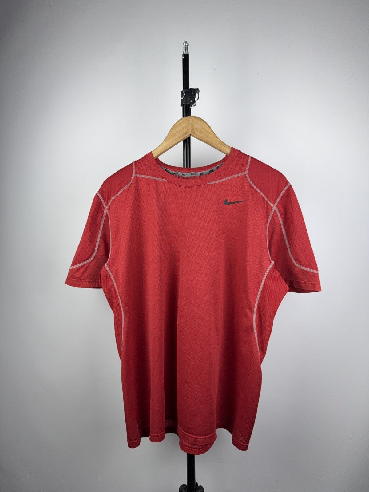 Nike × Vintage 90s Nike Swoosh Vintage Y2K Retro Tn ACG Air Tee T-Shirt Size US L / EU 52-54 / 3 - 1 Thumbnail