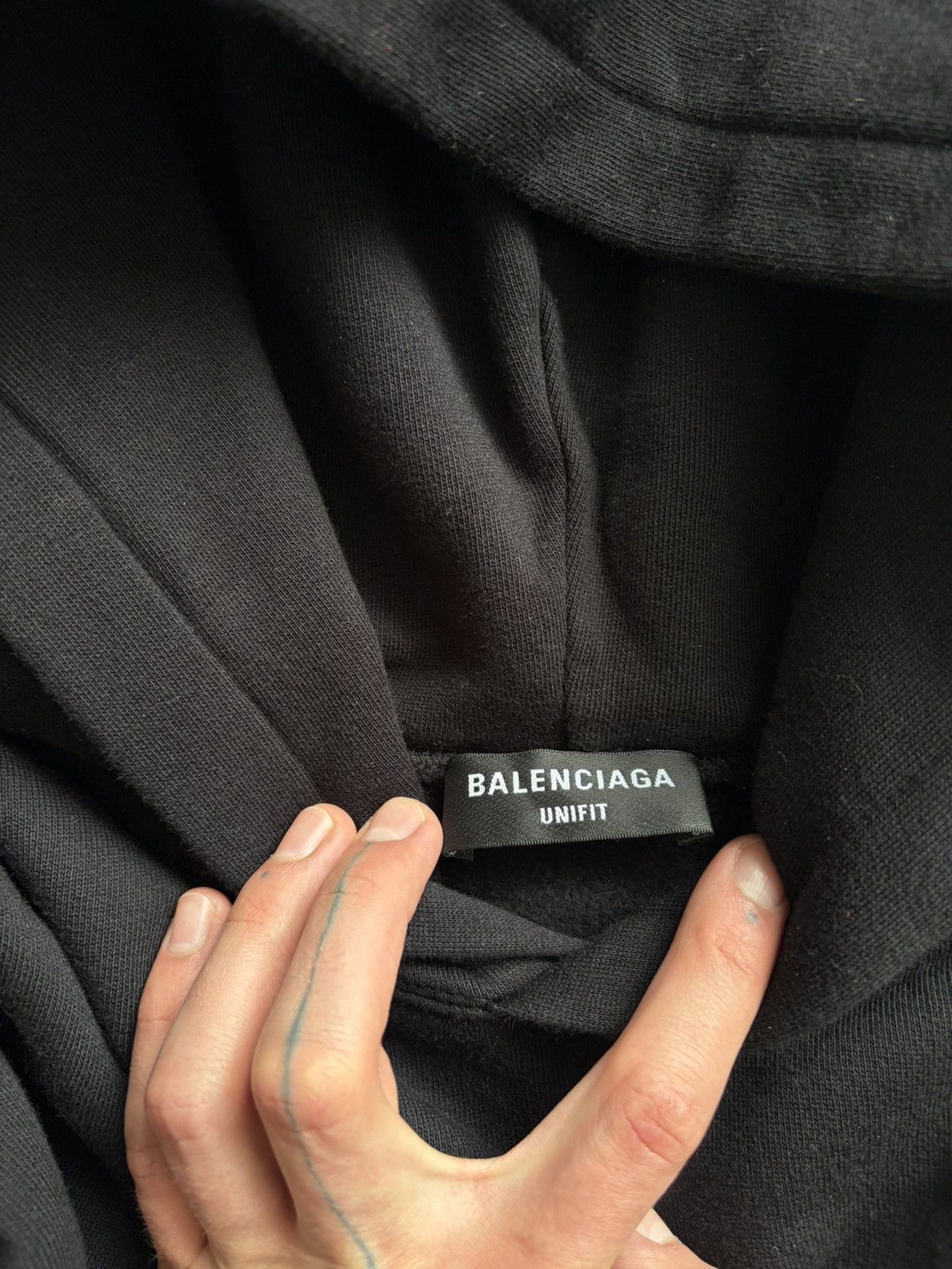 Balenciaga Oversize Balenciaga Barcode Hoodie Size US L / EU 52-54 / 3 - 7 Thumbnail