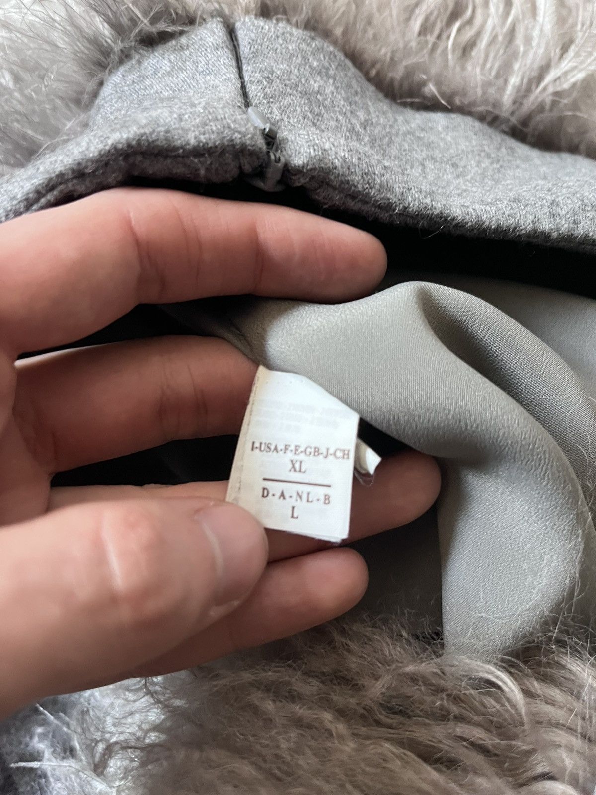 Brunello Cucinelli Brunello Cucinelli ostrich feather mini skirt grey Size 32" / US 10 / IT 46 - 9 Thumbnail
