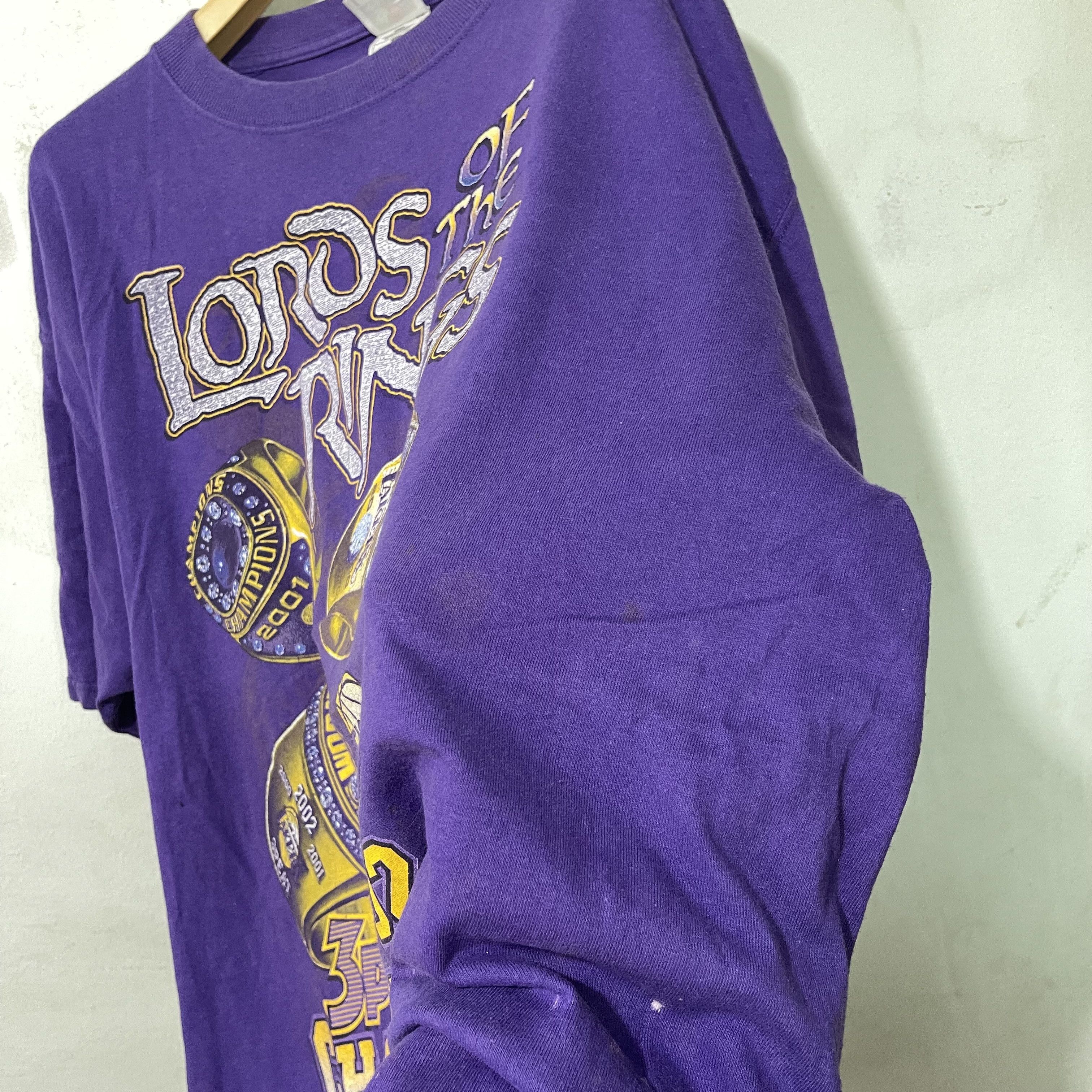 NBA Vintage 2002 Los Angeles Lakers NBA Champions Ring T-Shirt Size US XL / EU 56 / 4 - 7 Thumbnail