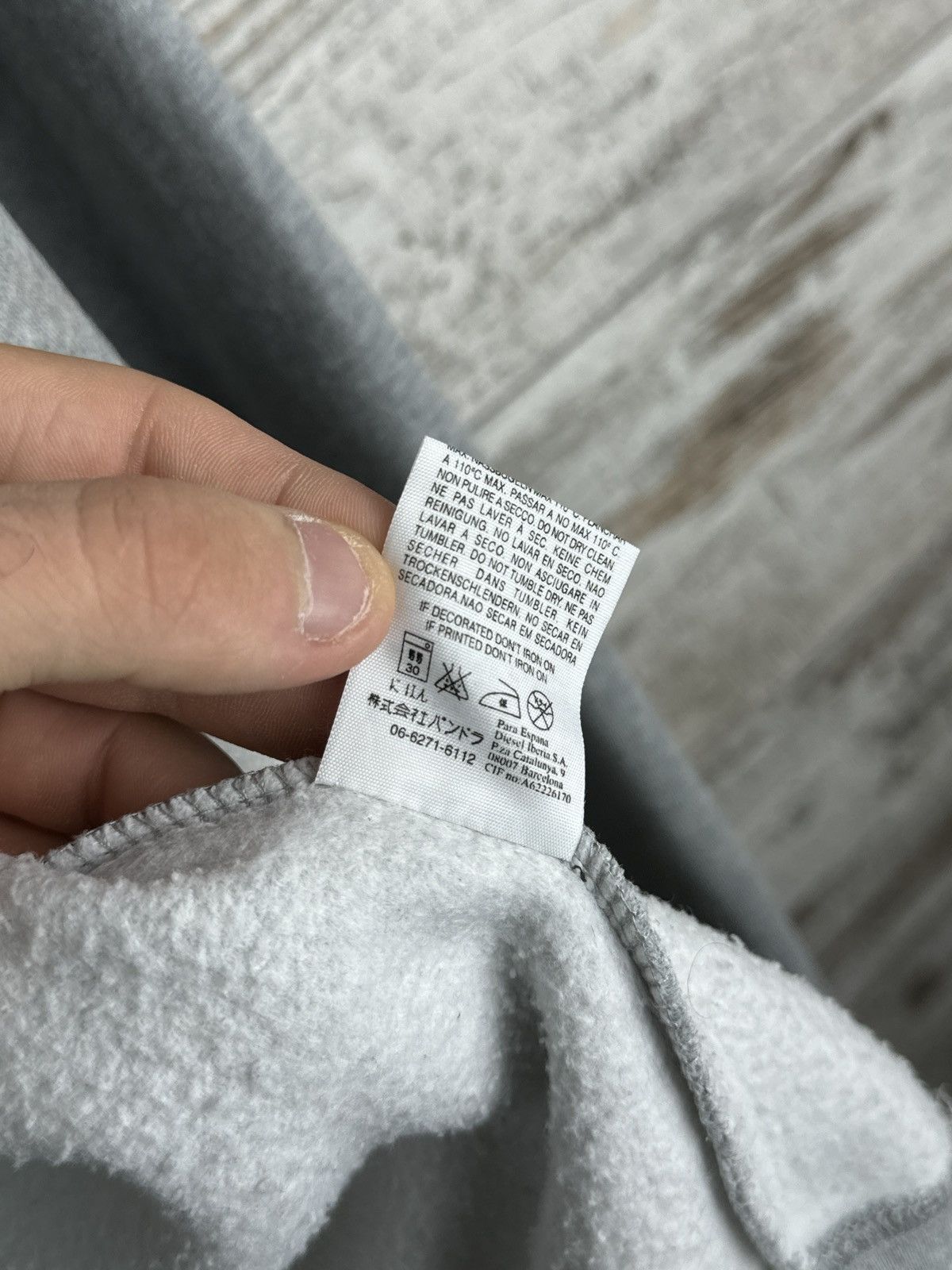 Diesel × Vintage Mens Vintage Diesel Zip Sweatshirt y2k rare streetwear Size US S / EU 44-46 / 1 - 14 Thumbnail