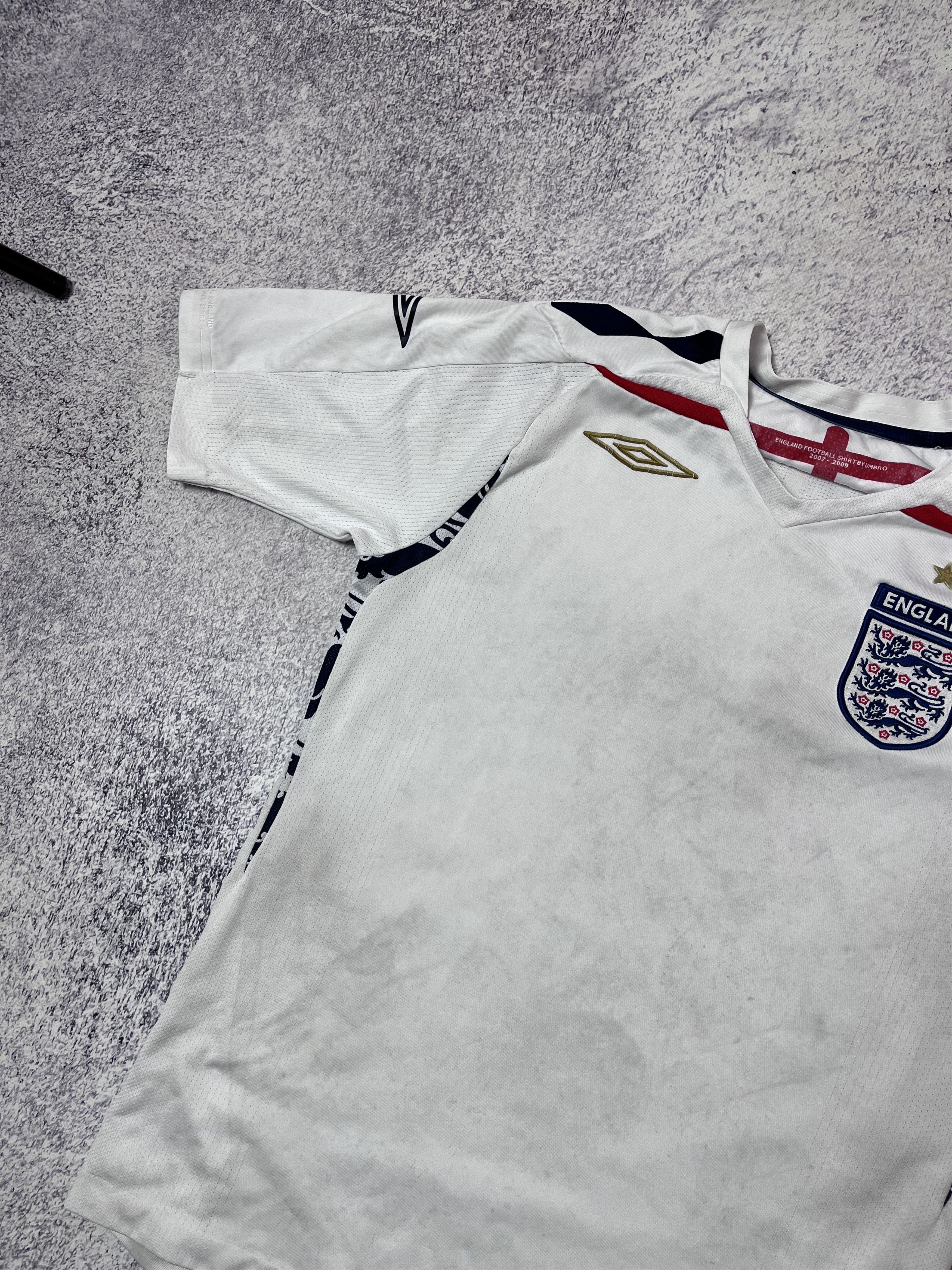 Umbro Vintage mens soccer jersey England Umbro size S Size US S / EU 44-46 / 1 - 6 Thumbnail