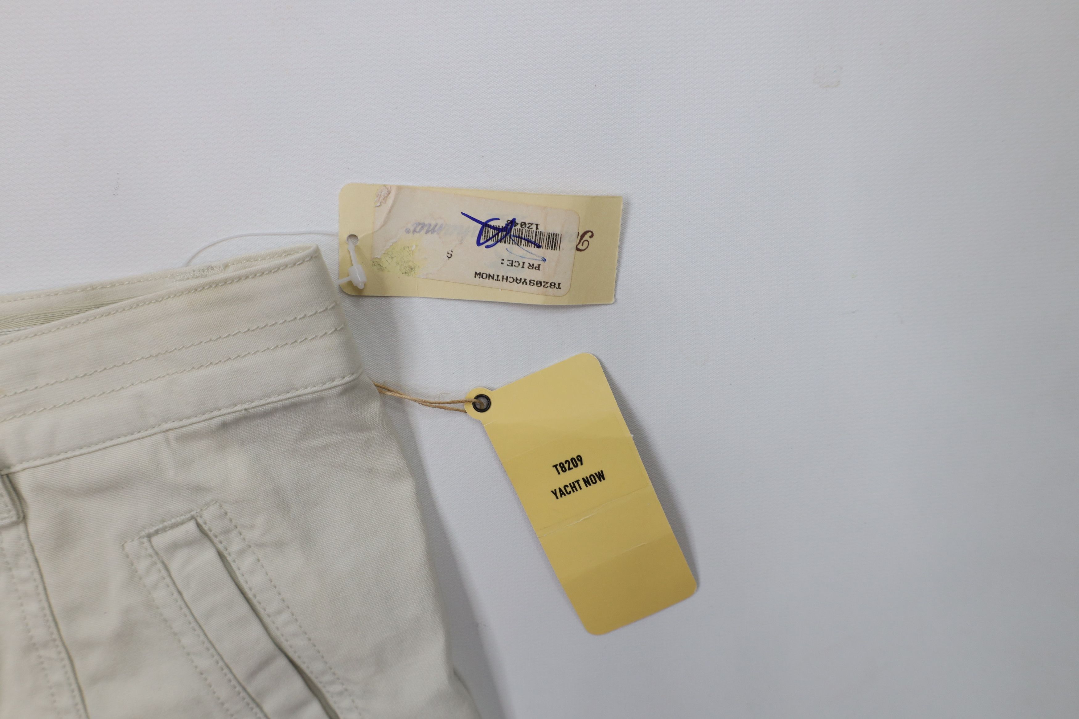 Tommy Bahama Deadstock Vintage 90s Tommy Bahama Knee Cargo Shorts Beige Size US 40 / EU 56 - 10 Thumbnail