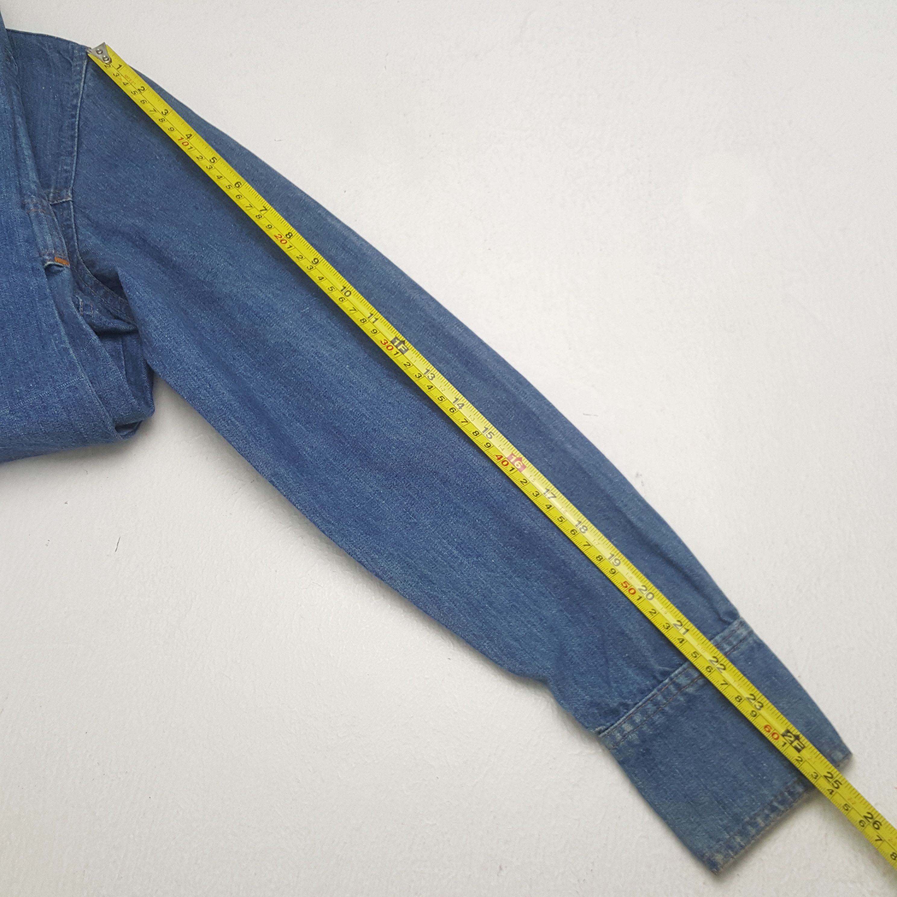 Levi's Vintage Clothing Vintage Levi's USA Denim Button Up Shirt Size US S / EU 44-46 / 1 - 7 Thumbnail