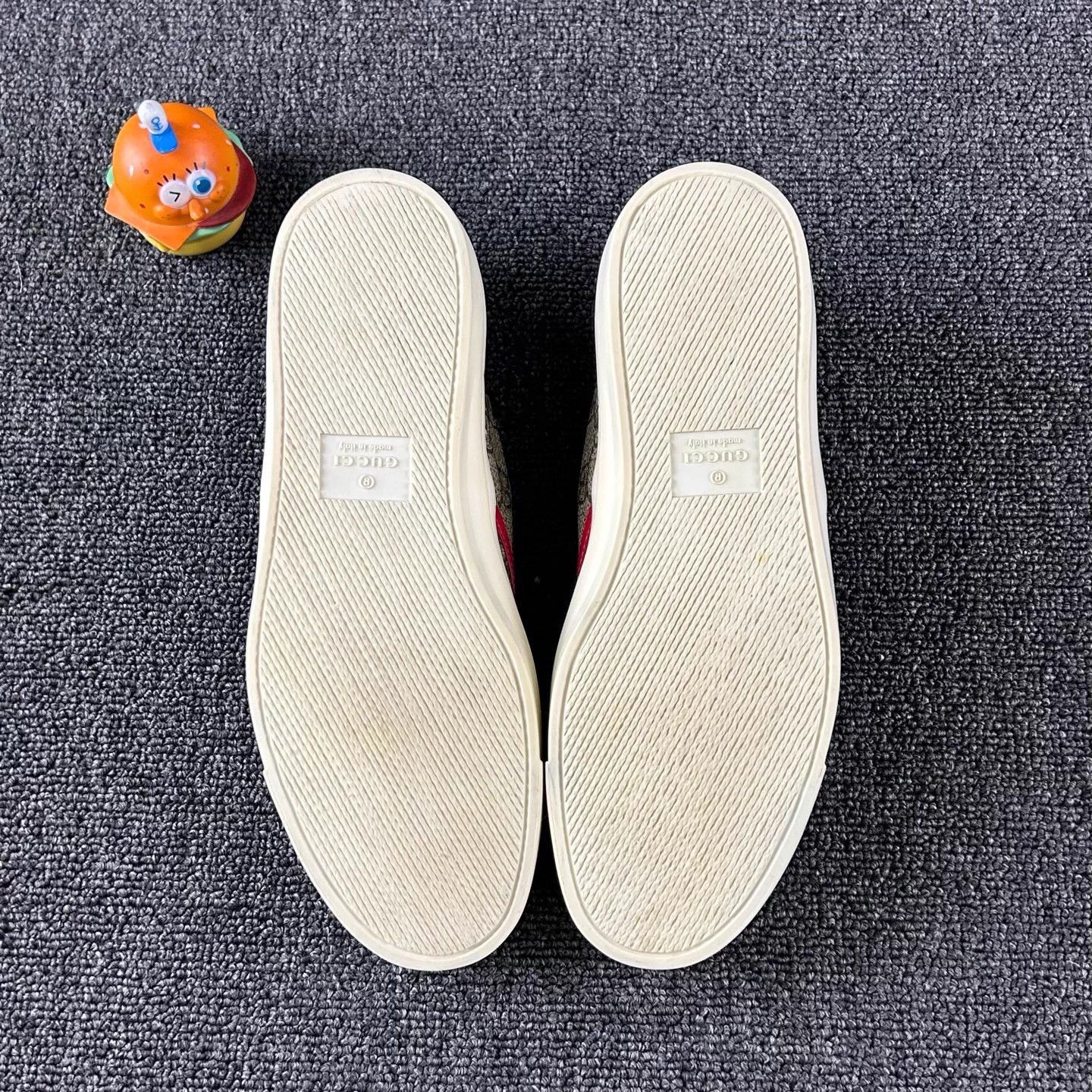 Gucci Gucci GG Supreme slip-on sneaker women's 35.5 Size US 4.5 / IT 34.5 - 6 Thumbnail