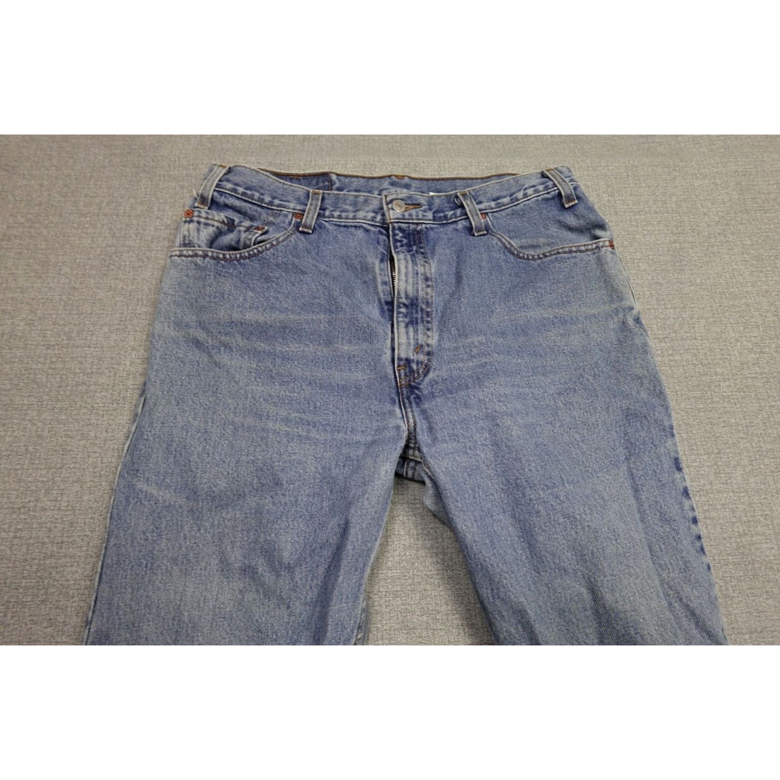 Levi's VINTAGE Levi's 505 Jeans Mens 36x30 Blue Regular Fit Western Cowboy Light Wash Leather? Size US 36 / EU 52 - 2 Thumbnail