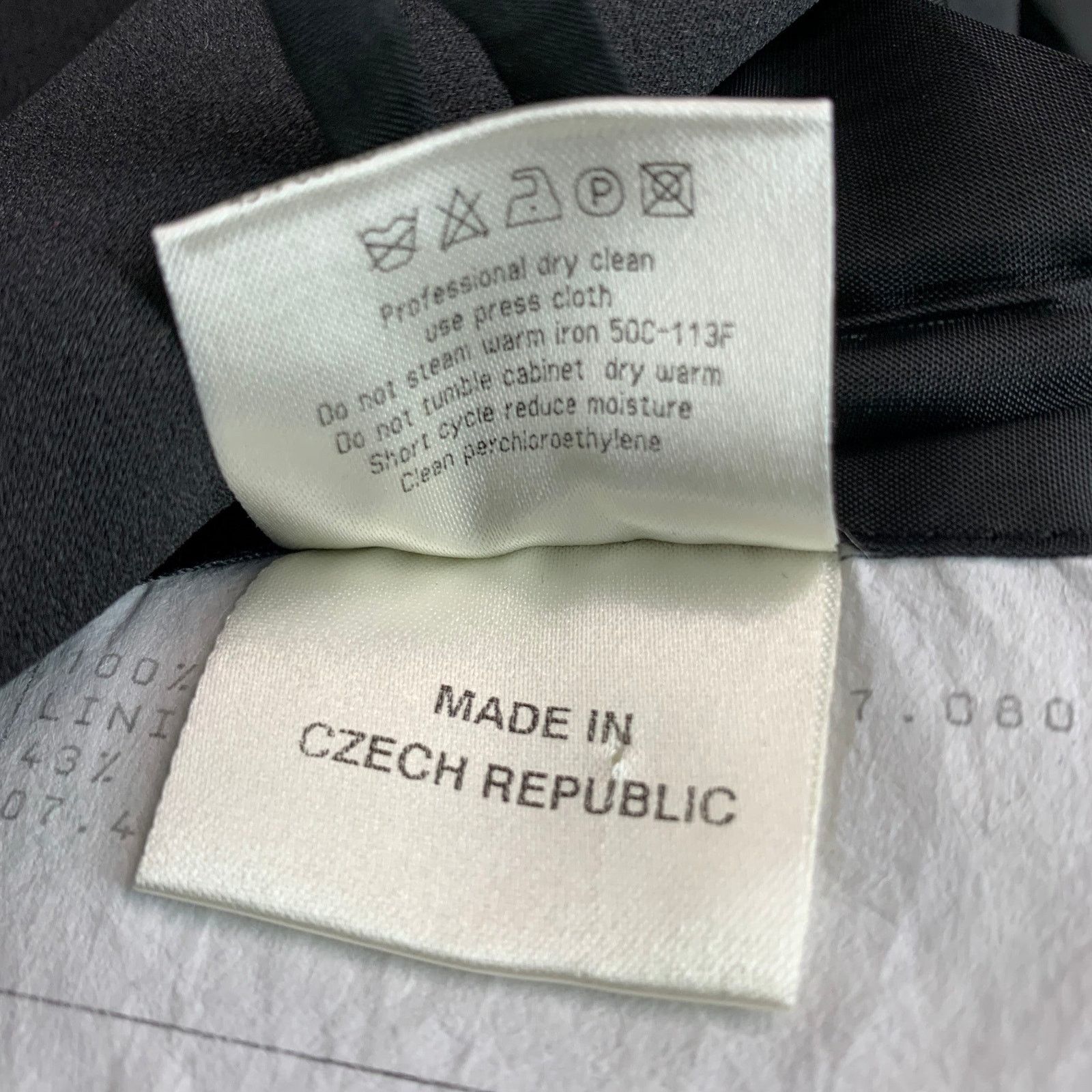Calvin Klein CALVIN KLEIN COLLECTION Black Wool Notch Lapel Sport Coat Size 44R - 9 Thumbnail