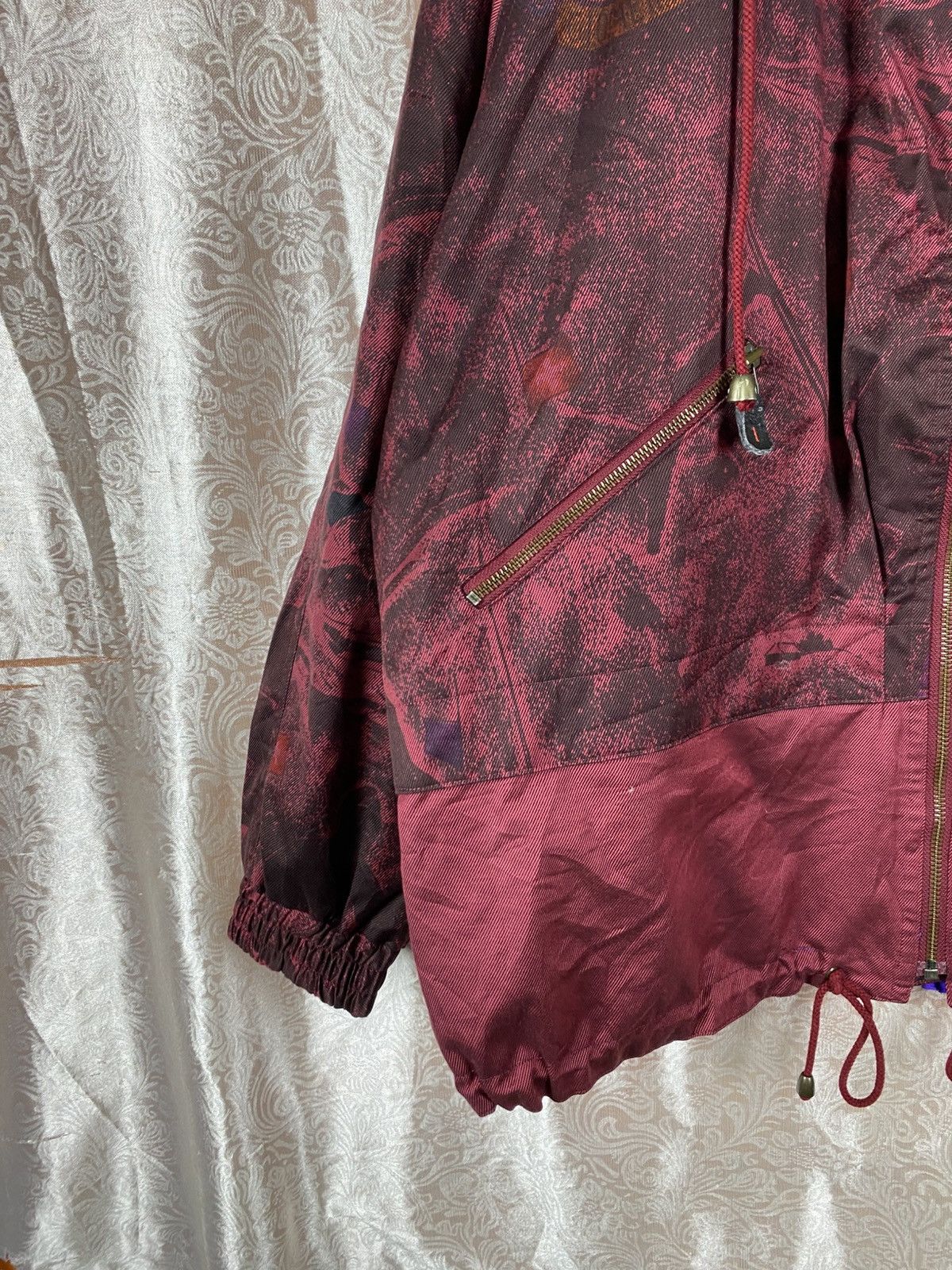 Cerruti 1881 Vintage Cerruti 1881 Sport Windbreaker Burgundy Graphic Ski Size US M / EU 48-50 / 2 - 7 Thumbnail