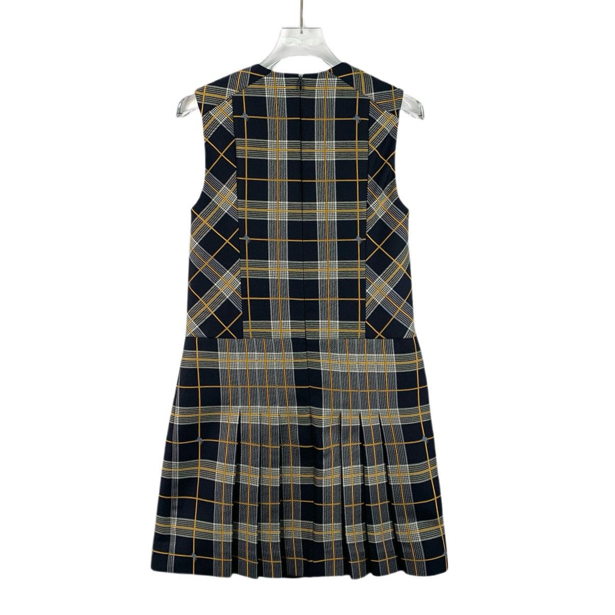 Burberry Burberry Colorblocked Pleated Patchwork Dress Size XXS / US 00 / IT 34 - 2 Thumbnail