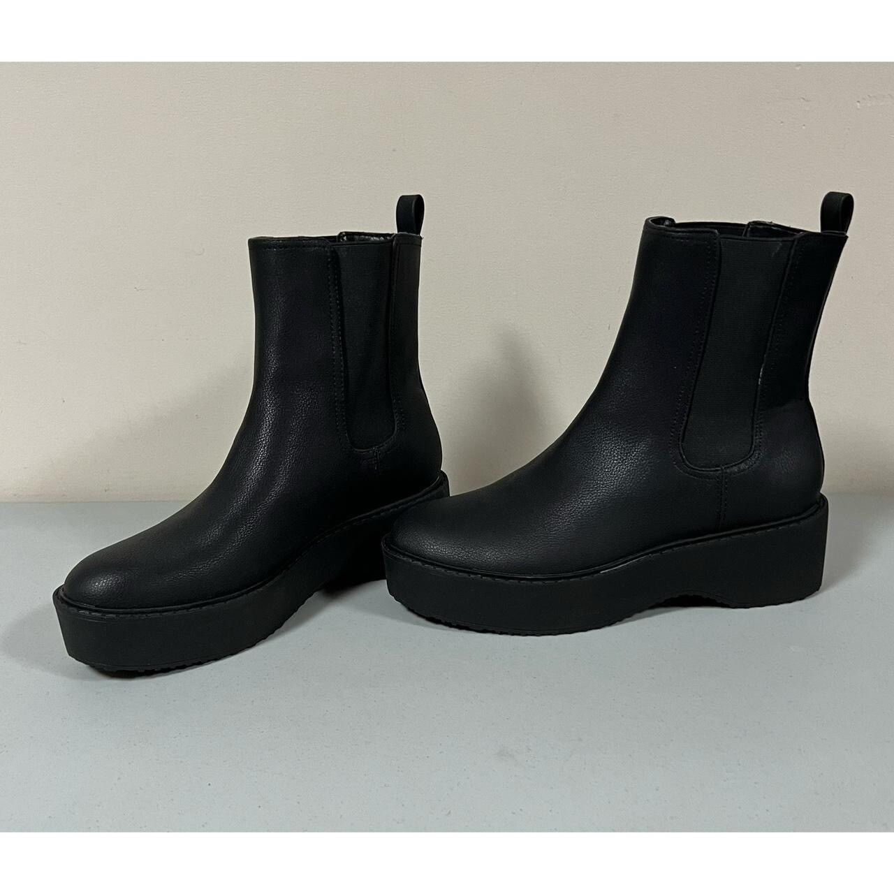 Vintage Mix No 6 Black Caraline Chelsea Boots Booties Shoes Size 9 🕷️ Size US 9 / IT 39 - 2 Preview