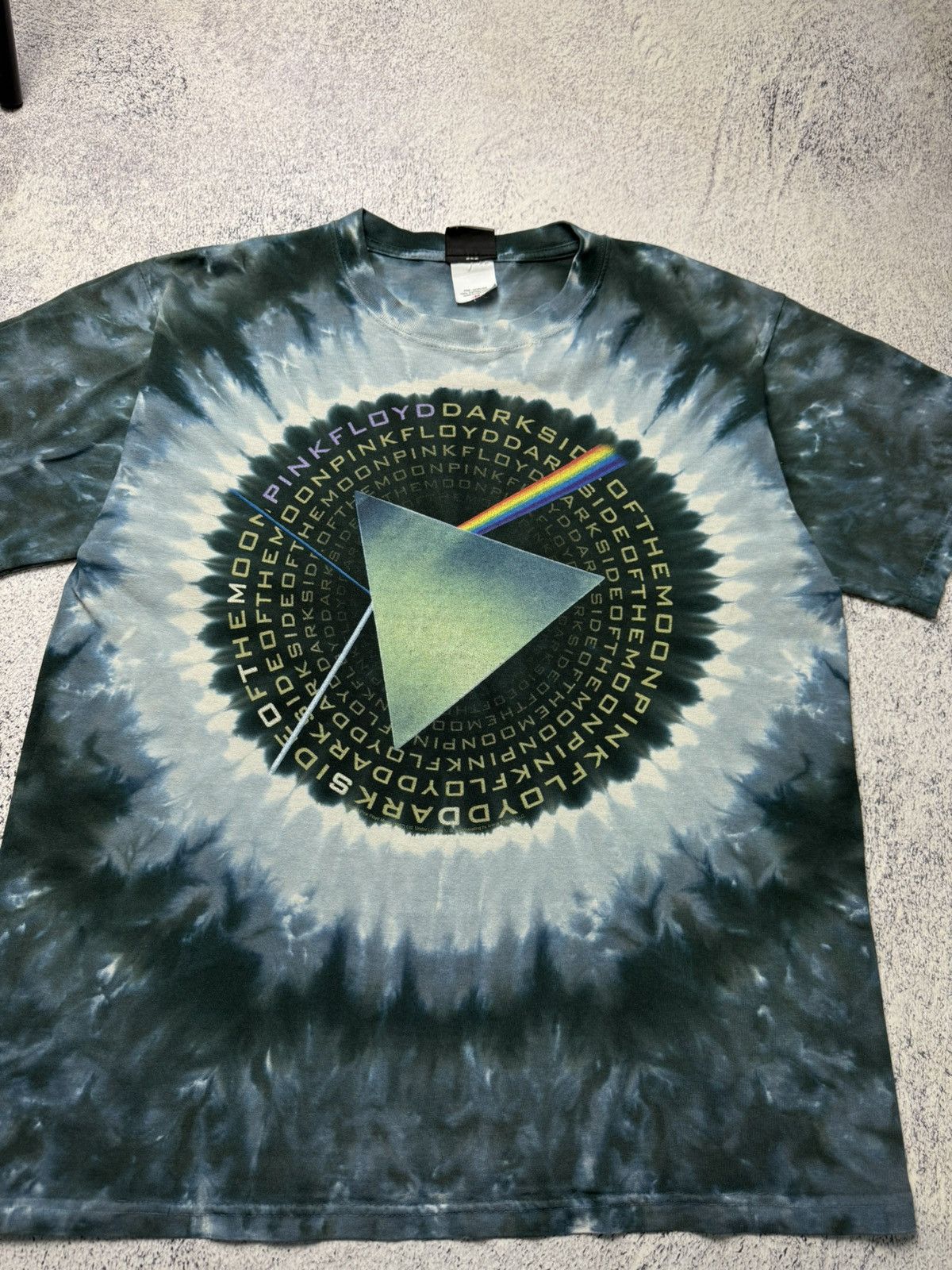 Pink Floyd Vintage Pink Floyd Dark Side of The Moon Tie Dye T shirt Size US M / EU 48-50 / 2 - 5 Thumbnail